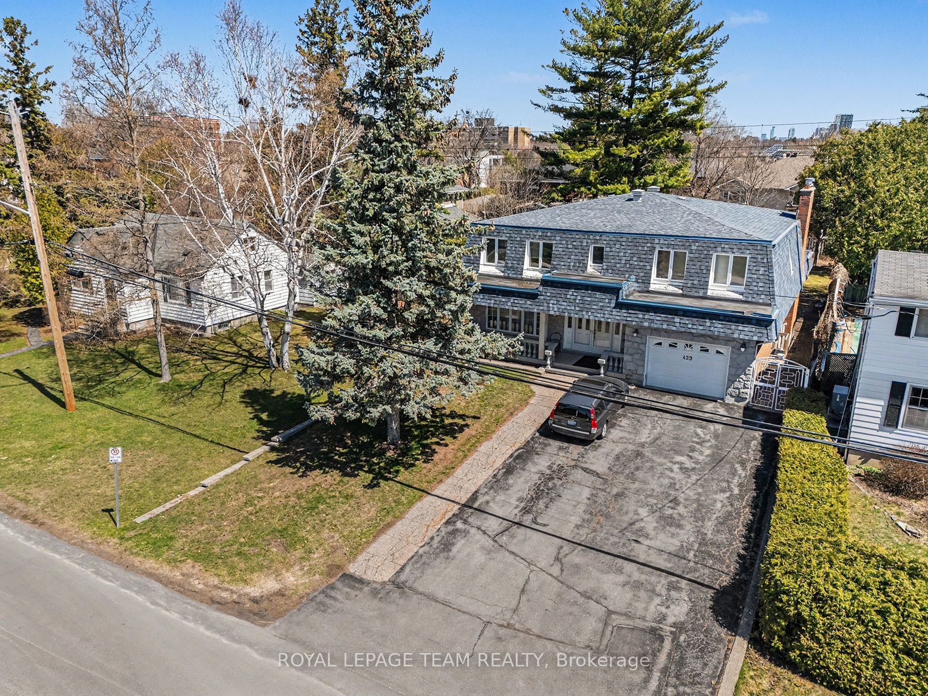 429 Ancaster Avenue Property Photo 5