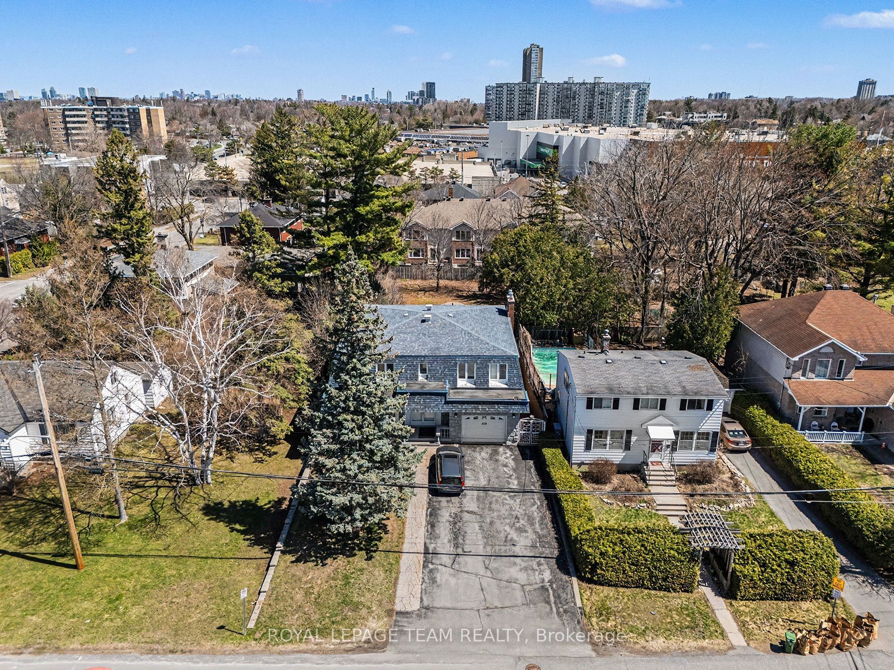 429 Ancaster Avenue Property Photo 11