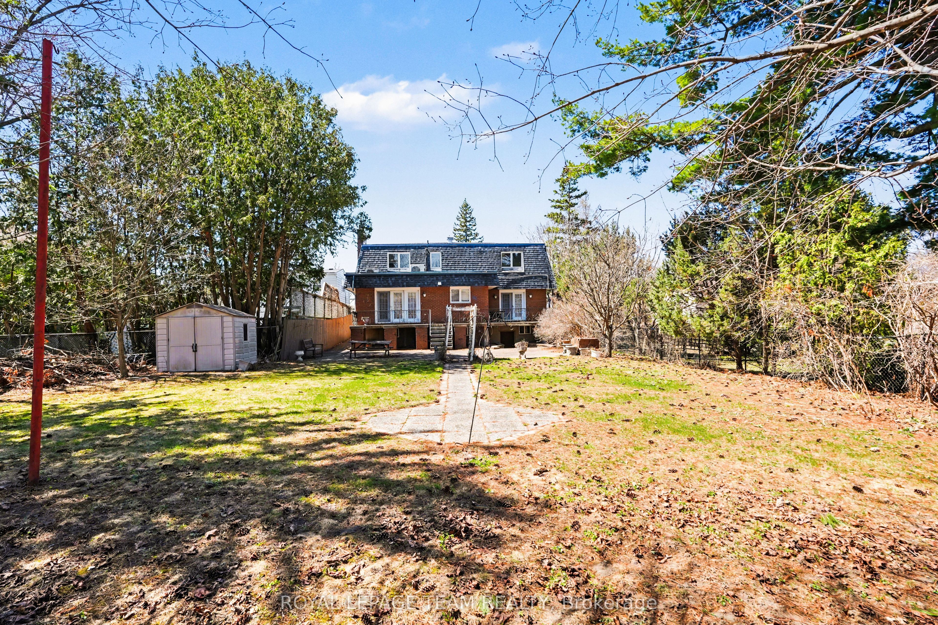 429 Ancaster Avenue Property Photo 15