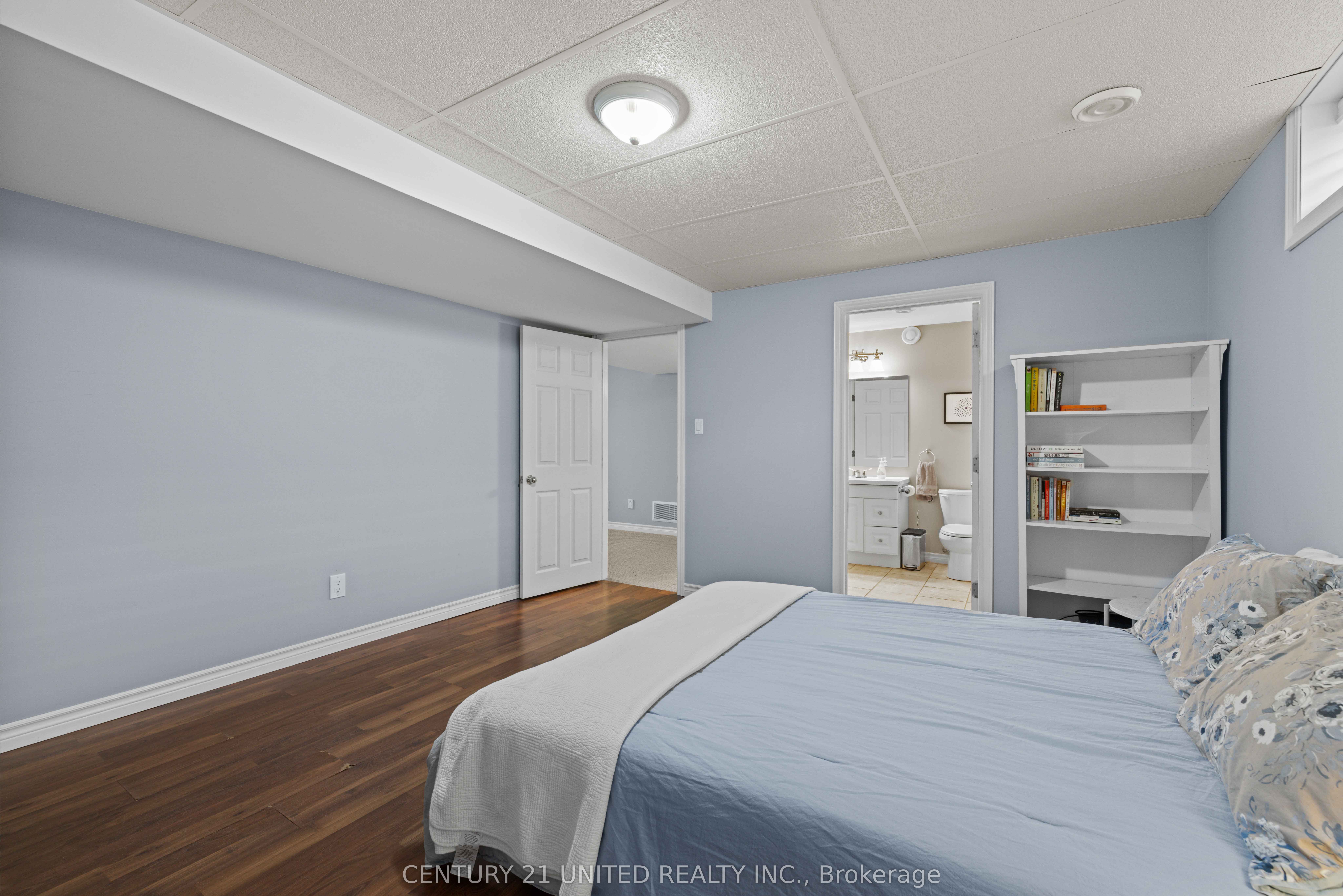 385 Bianco Crescent Property Photo 16