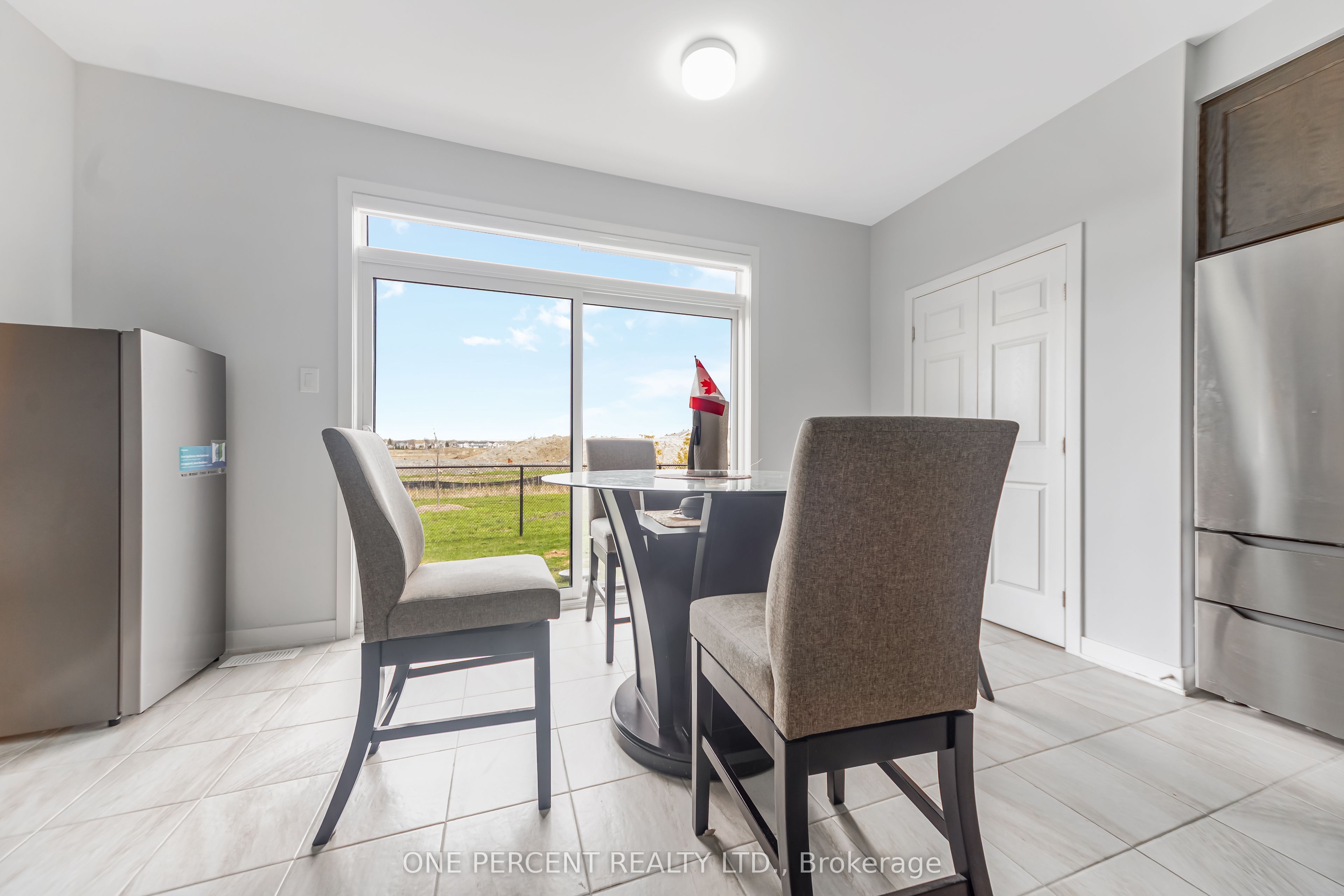 1016 Showman Street Property Photo 10