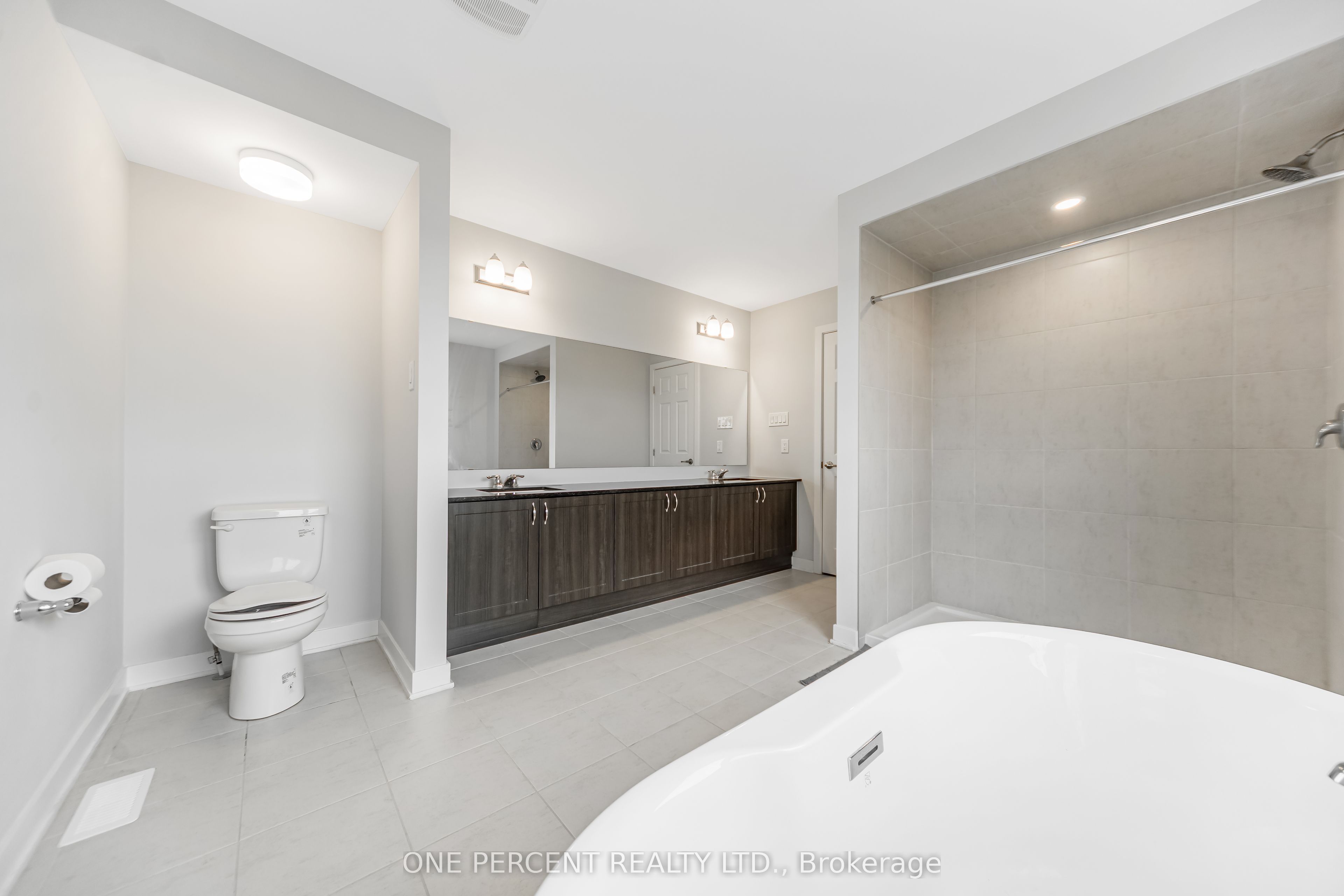 1016 Showman Street Property Photo 17