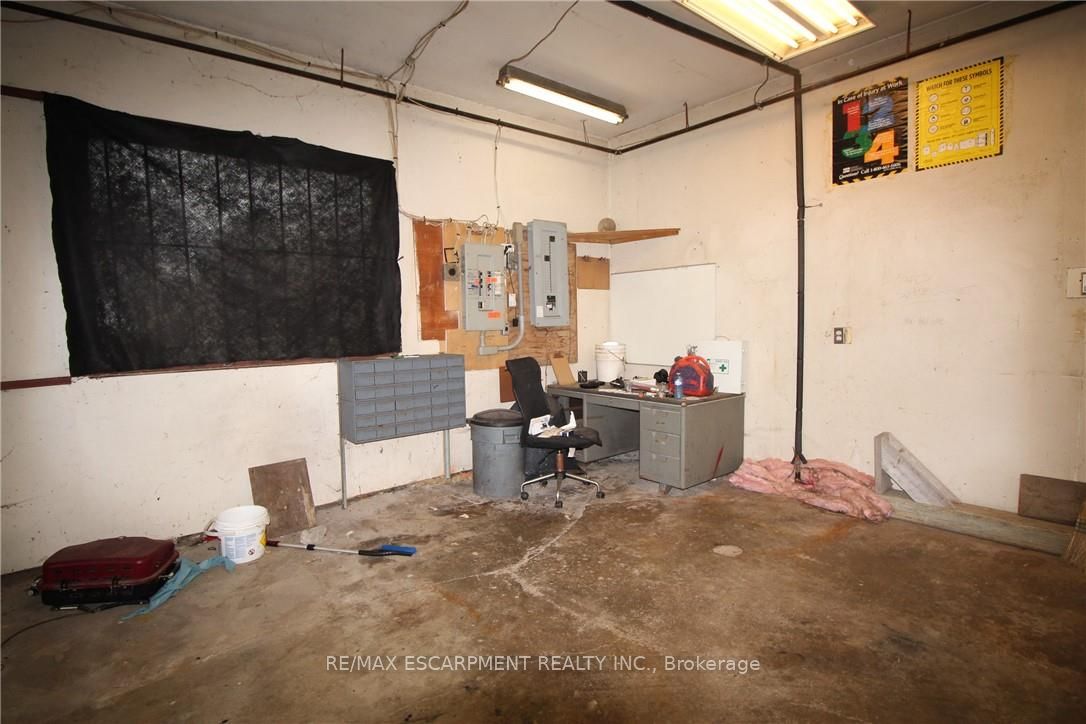481 Garner Road E Warehouse Property Photo 4