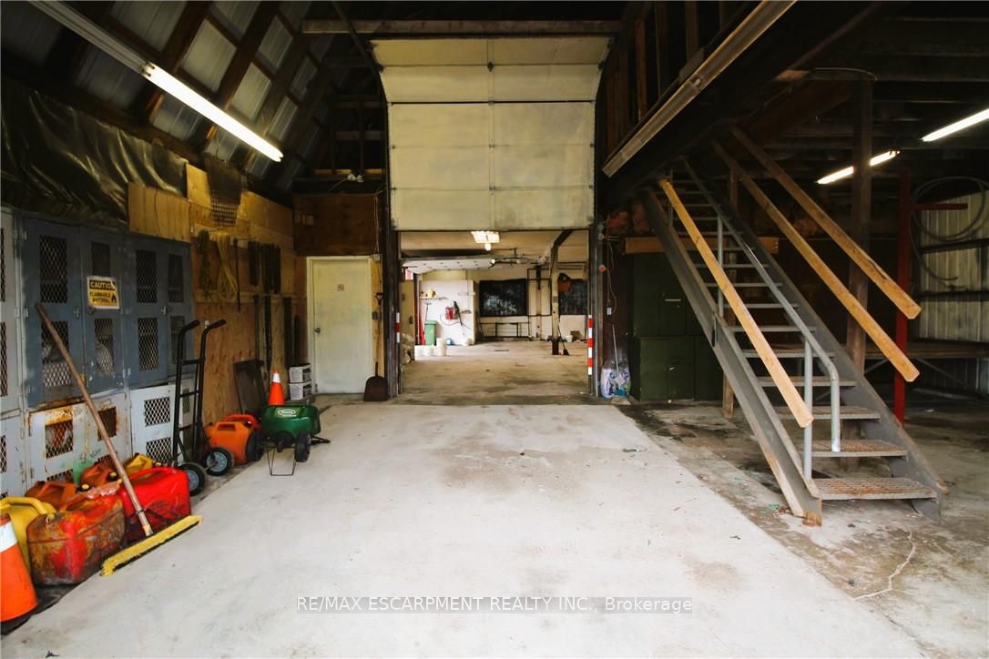 481 Garner Road E Warehouse Property Photo 9