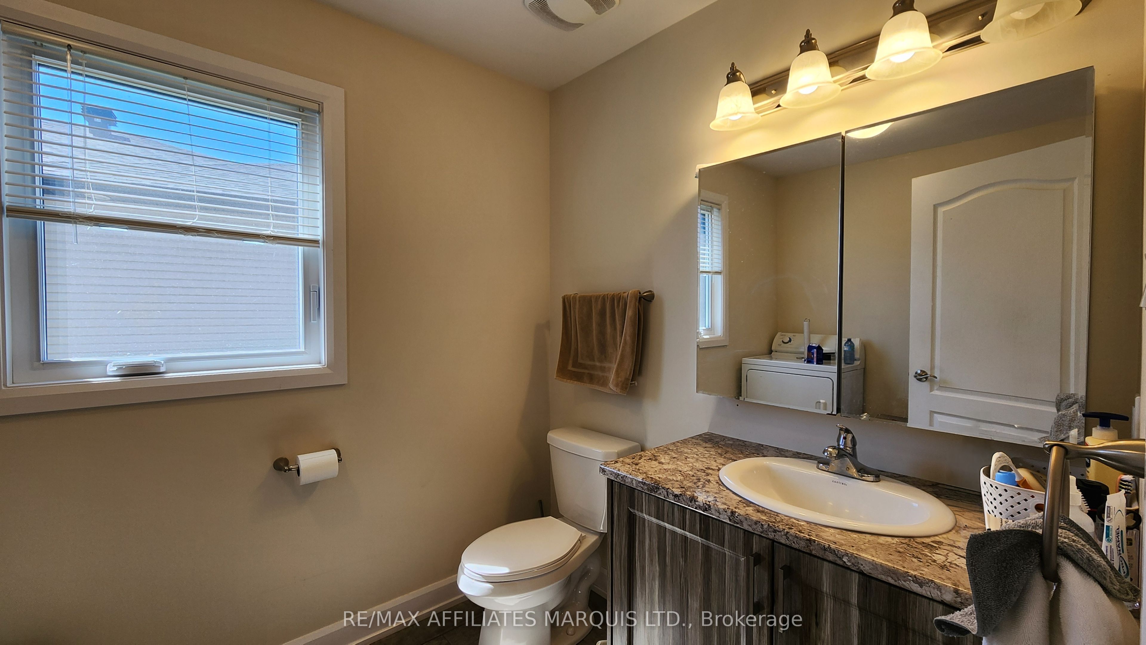 369 Belfort Crescent Property Photo 8
