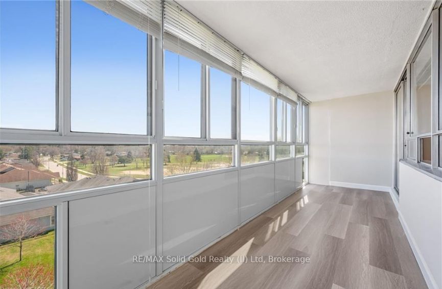 24 Midland Drive 604 Property Photo 20