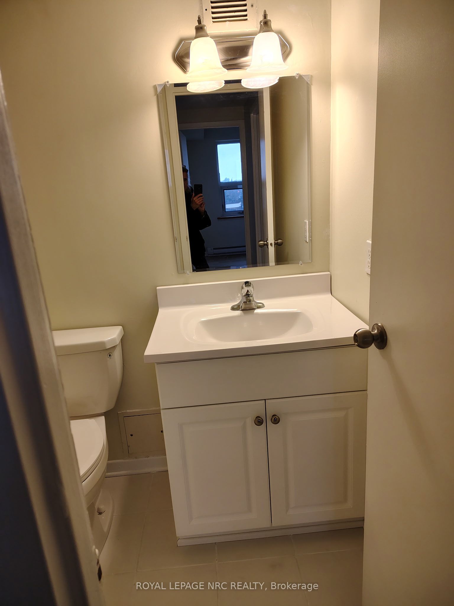 900 Dynes Road 706 Property Photo 14