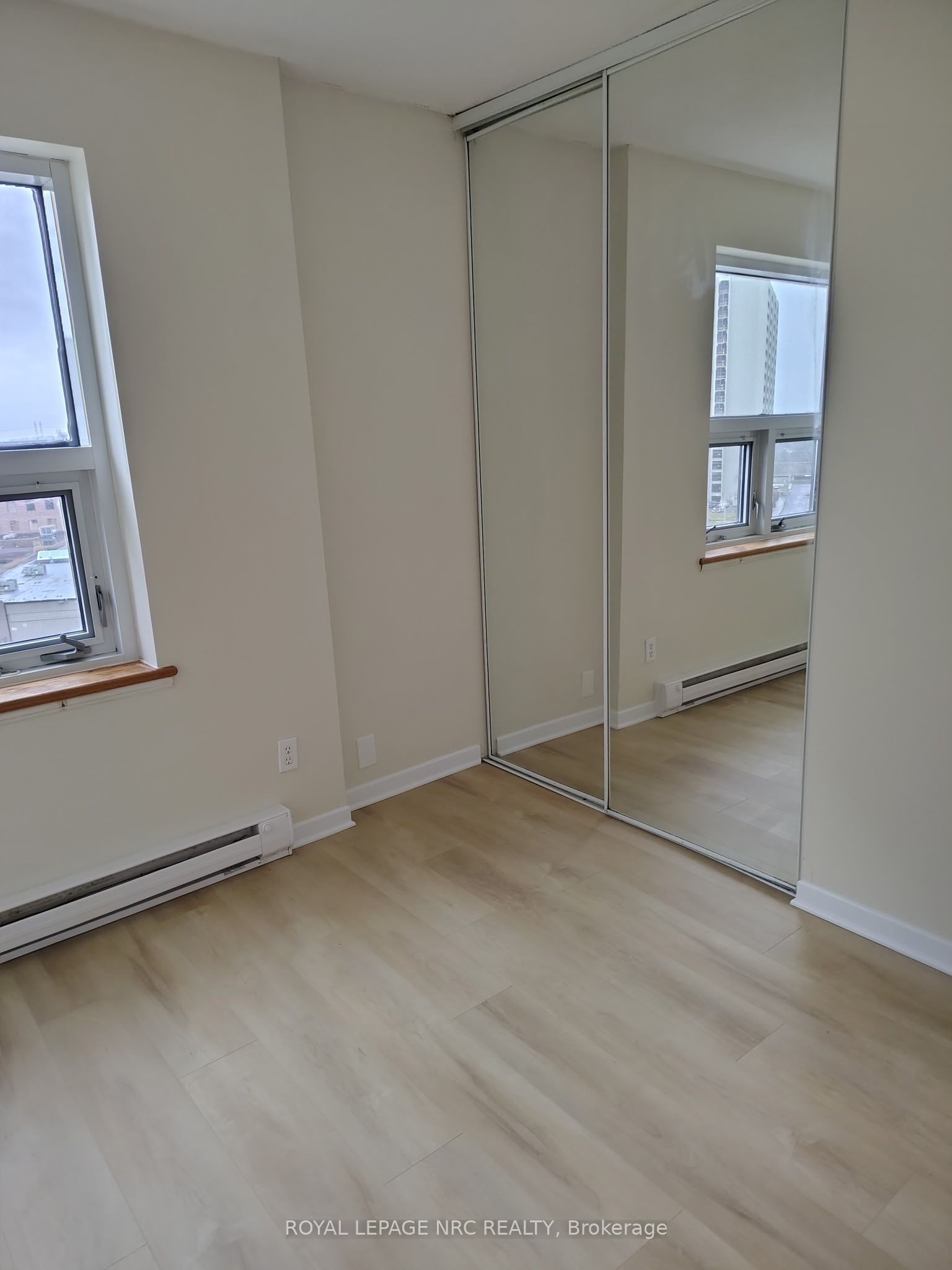 900 Dynes Road 706 Property Photo 15