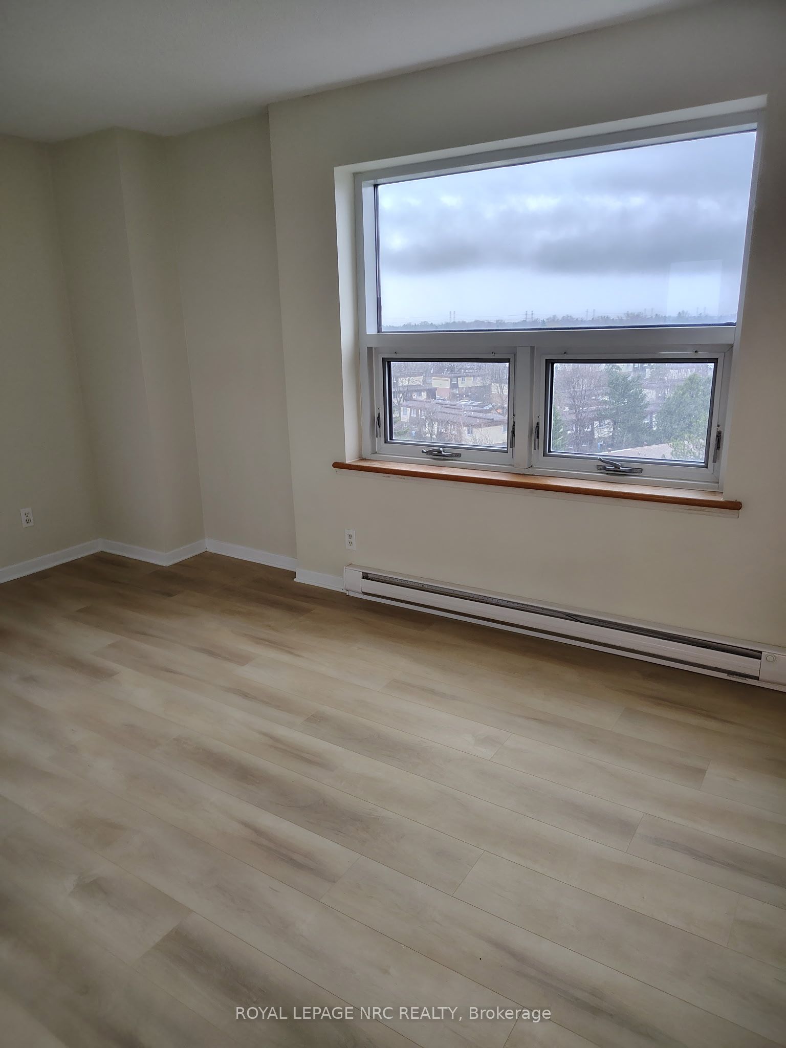 900 Dynes Road 706 Property Photo 16
