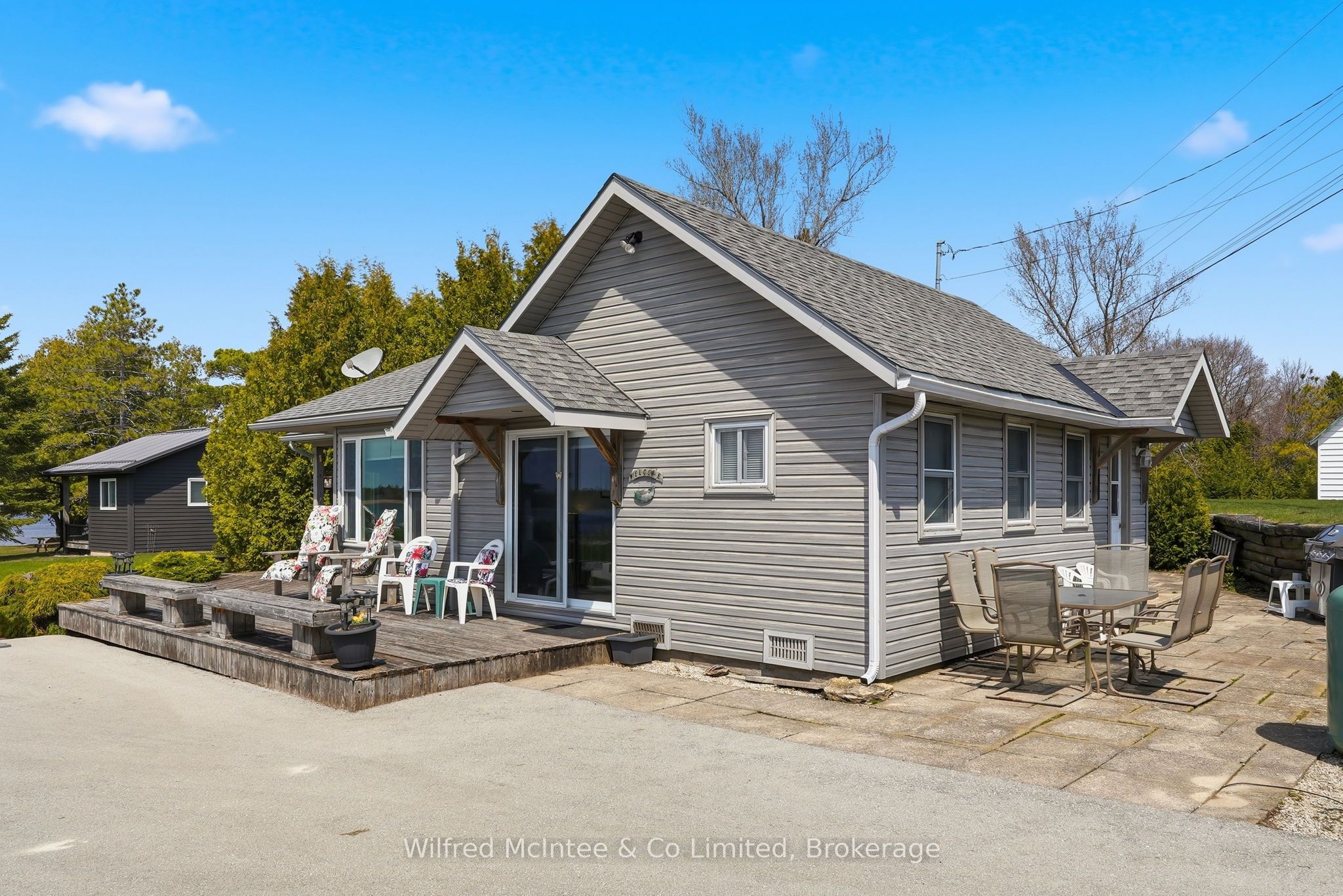 834 Pike Bay Road Property Photo 6