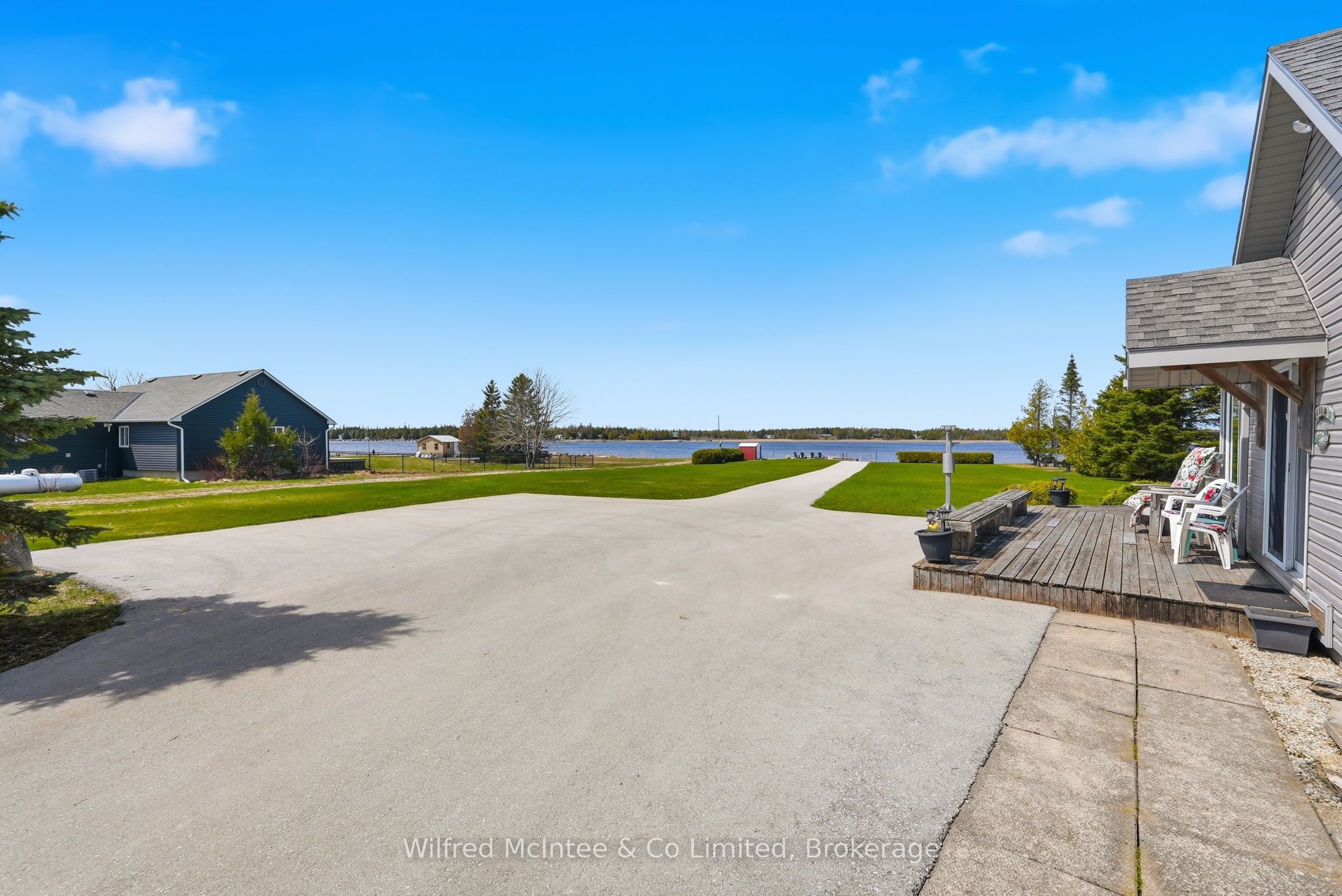 834 Pike Bay Road Property Photo 9