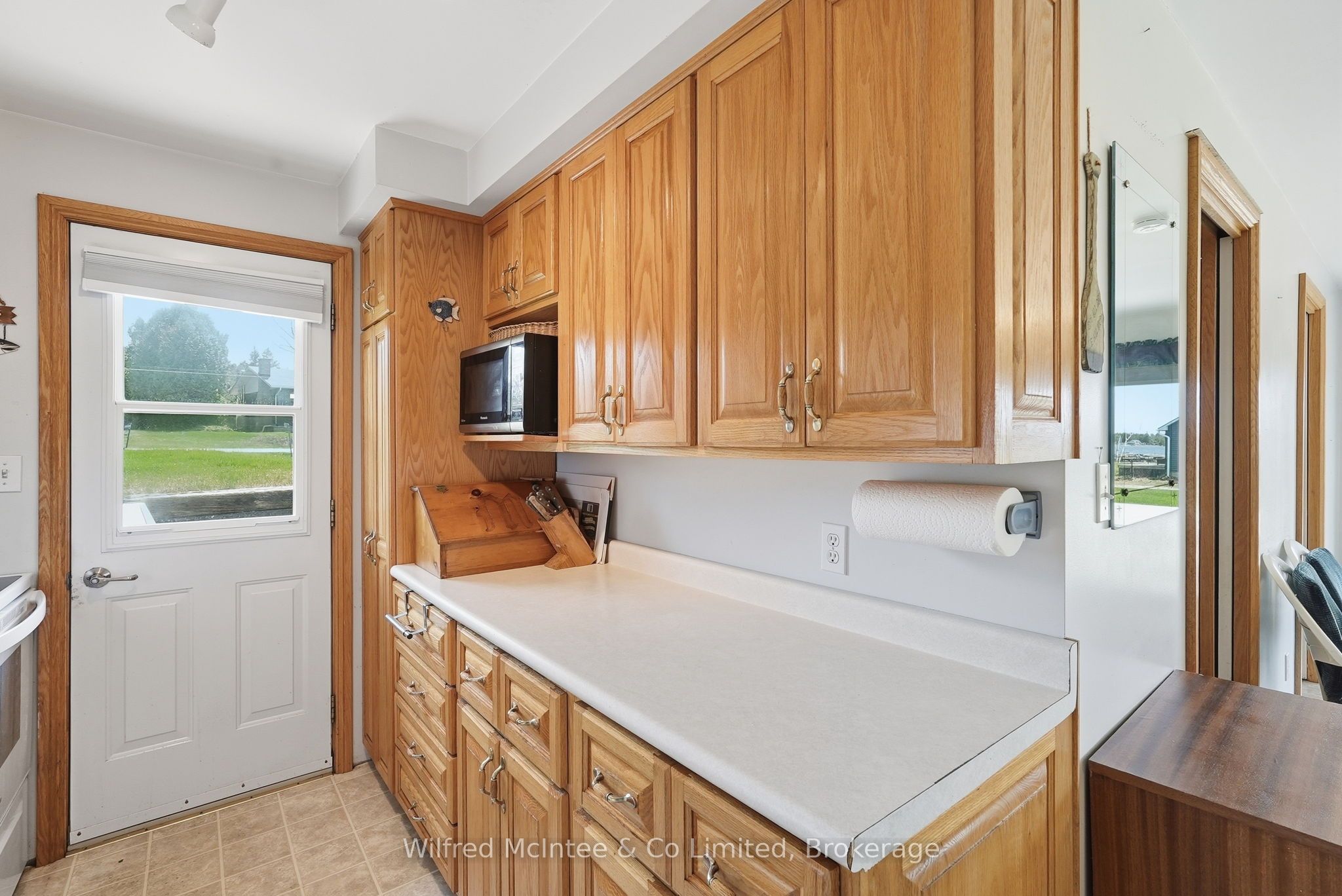834 Pike Bay Road Property Photo 15