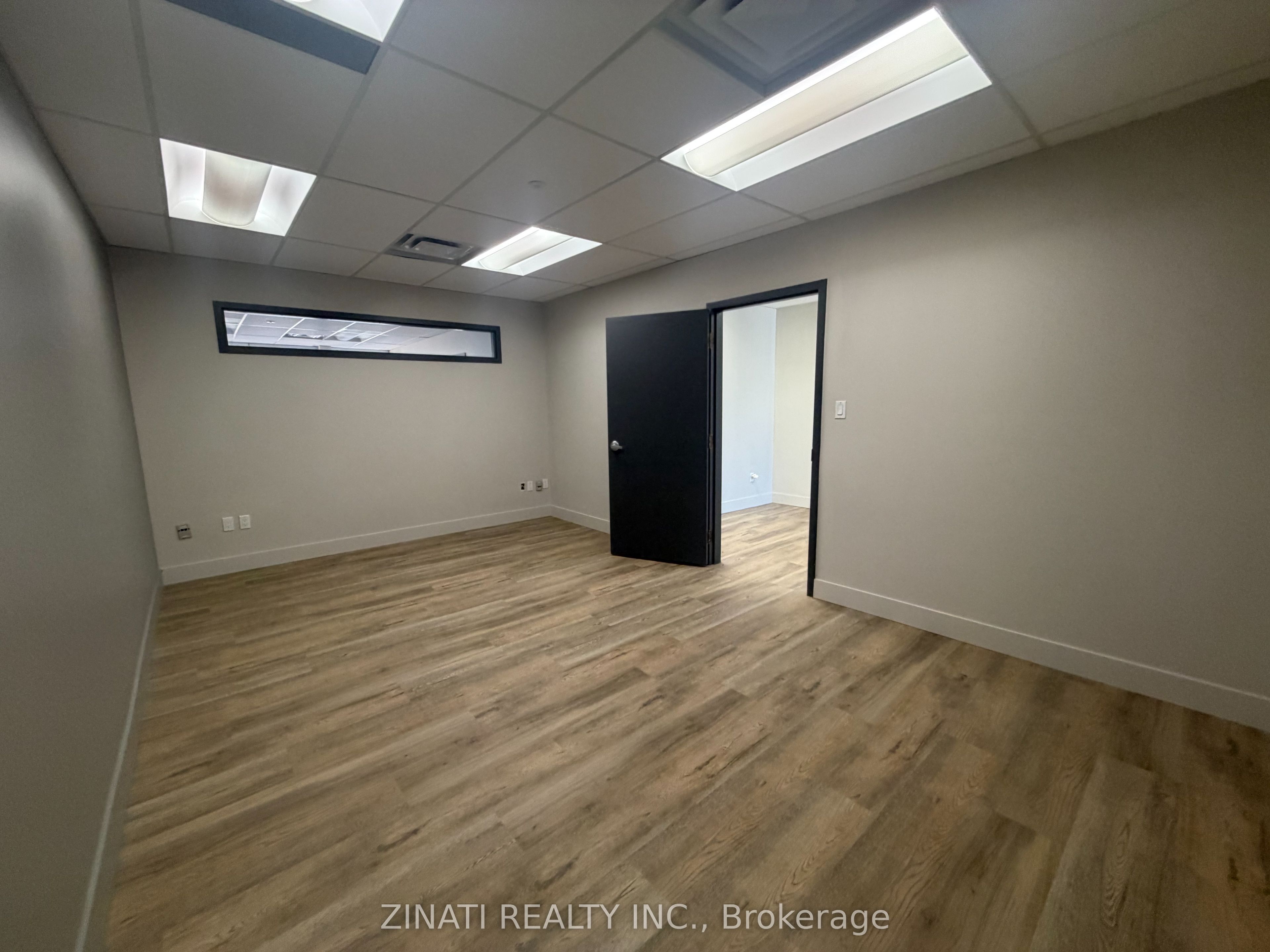 175 Holland Avenue 2nd Floor Property Photo 3