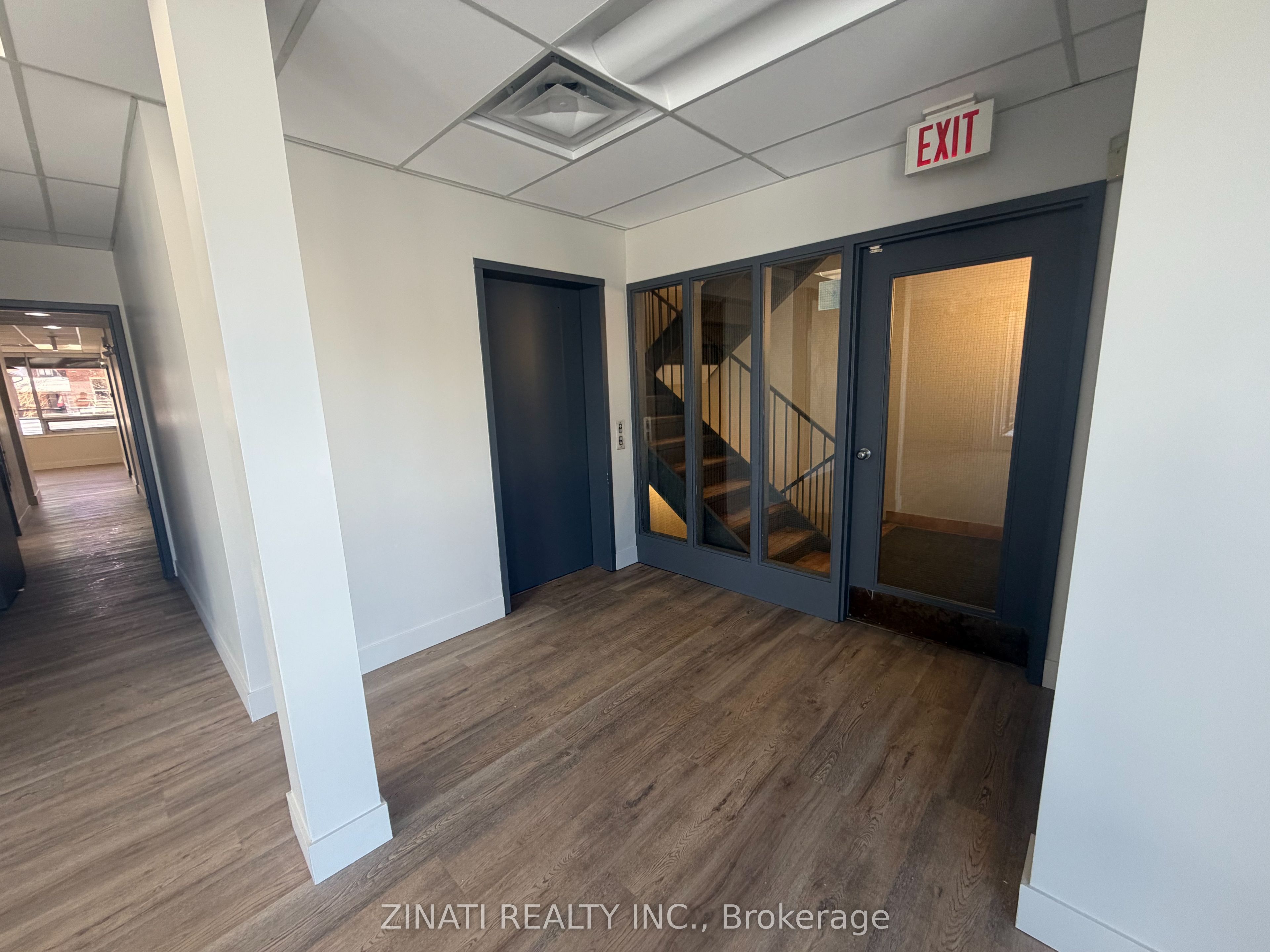 175 Holland Avenue 2nd Floor Property Photo 9