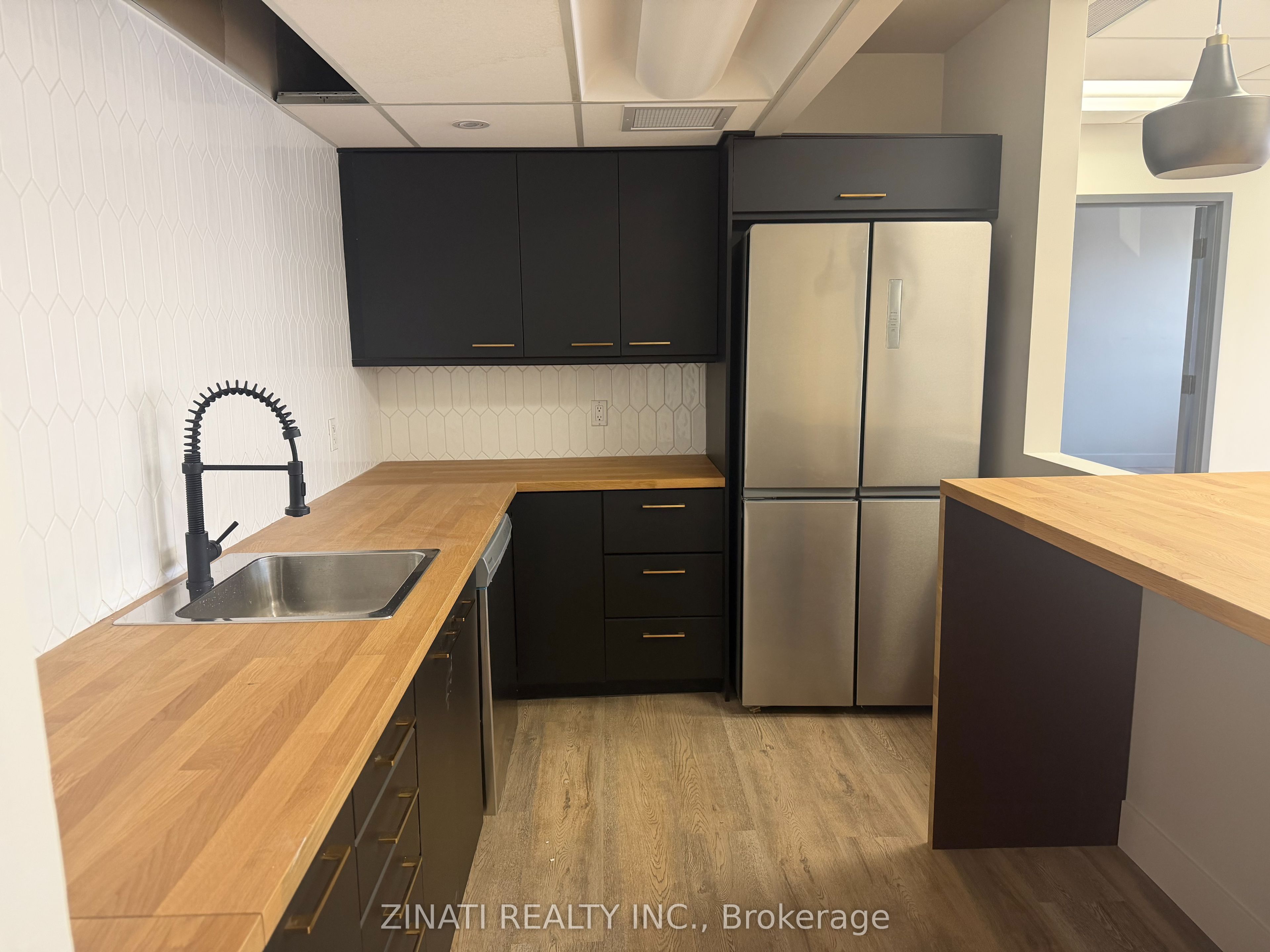 175 Holland Avenue 2nd Floor Property Photo 14