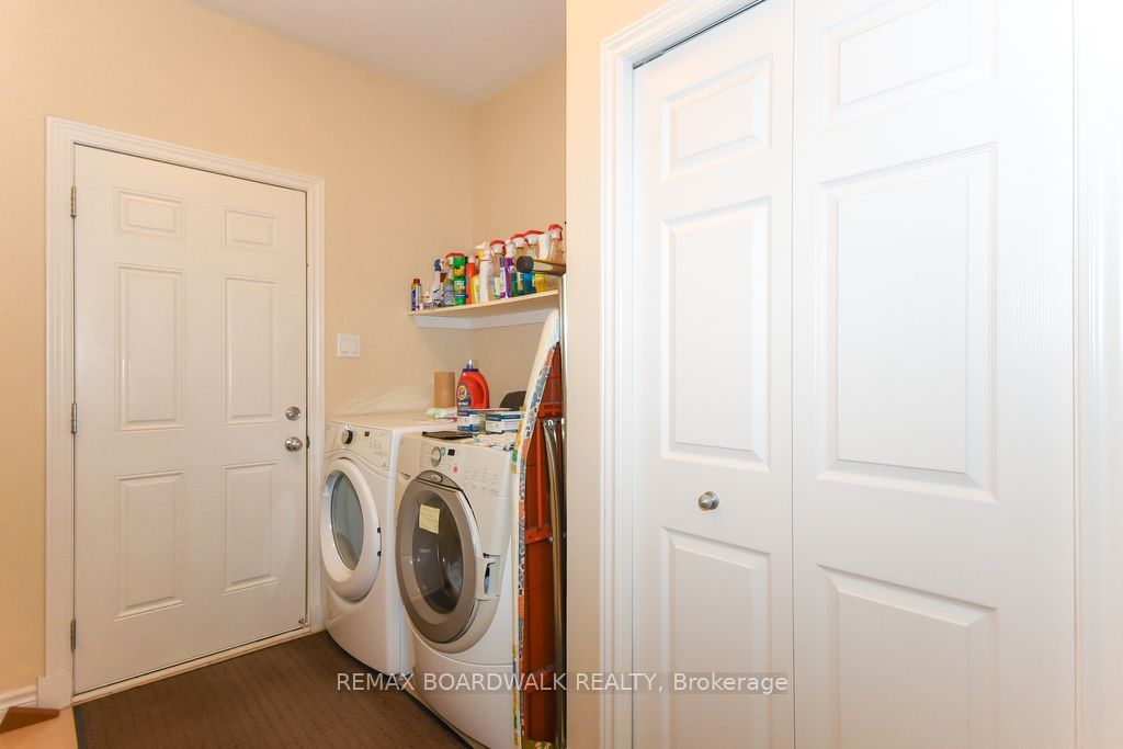 1861 Mickelberry Crescent Property Photo 33