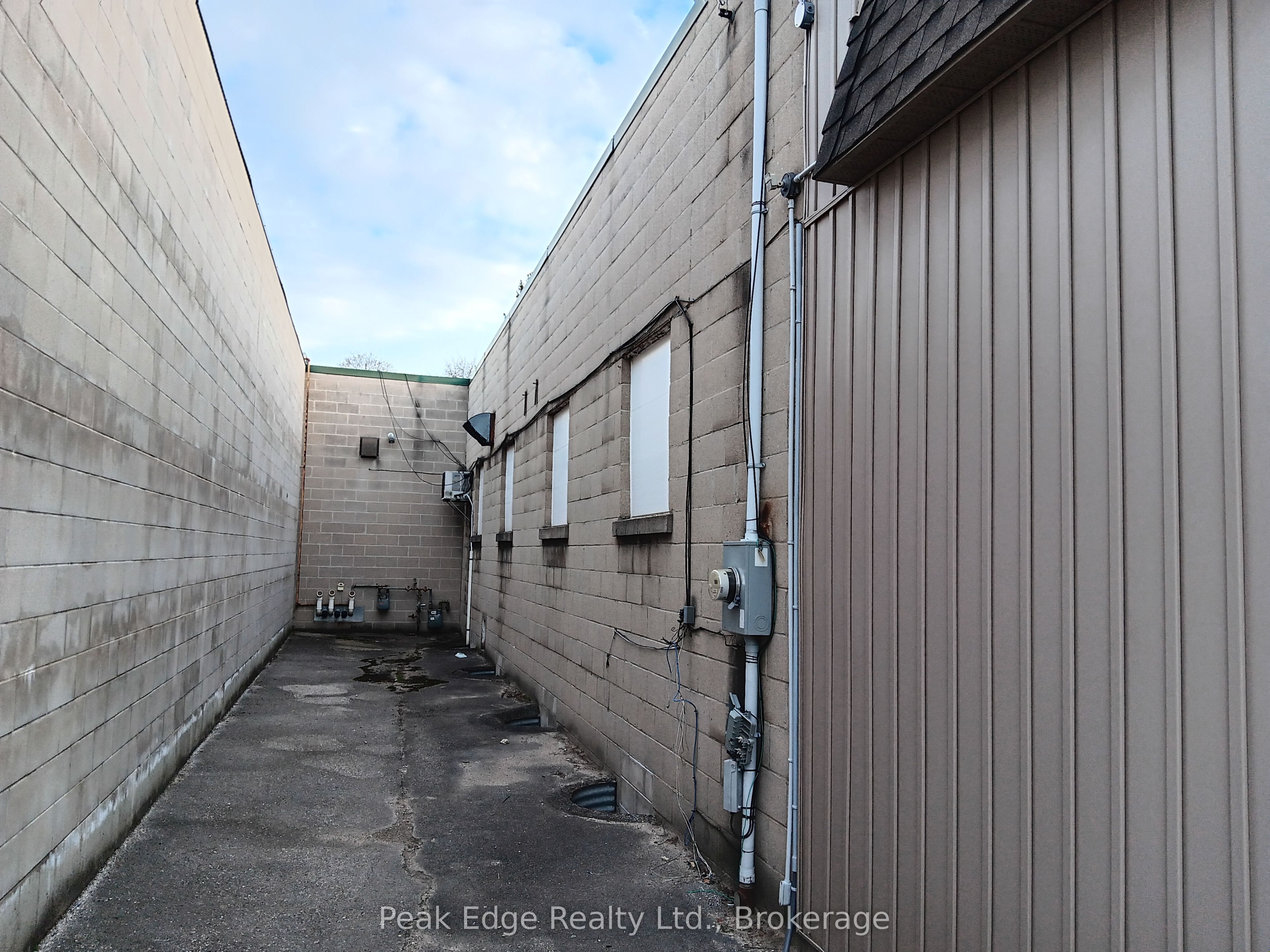 405 10th Street Property Photo 6