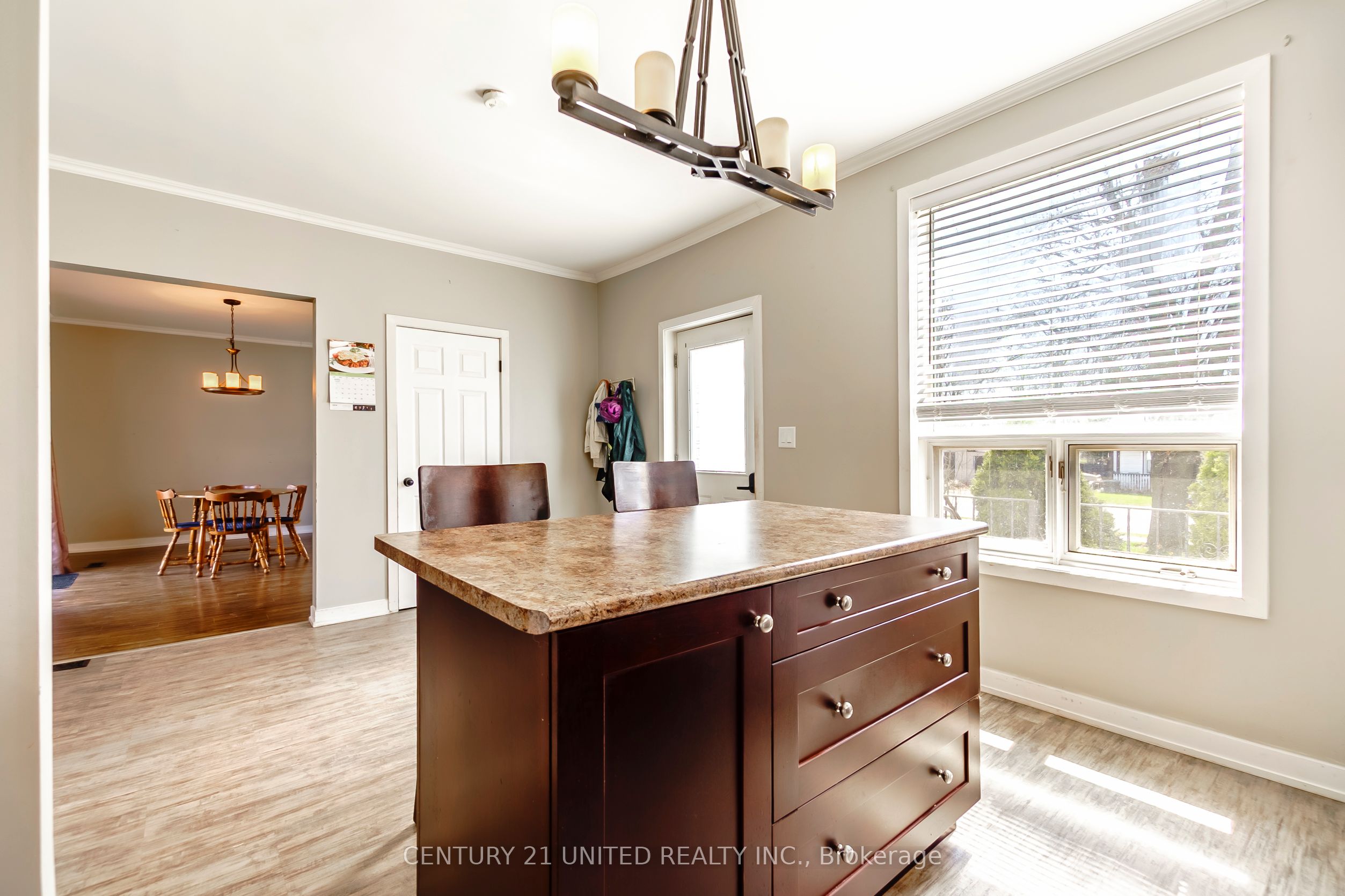15 Mathison Street E Property Photo 20
