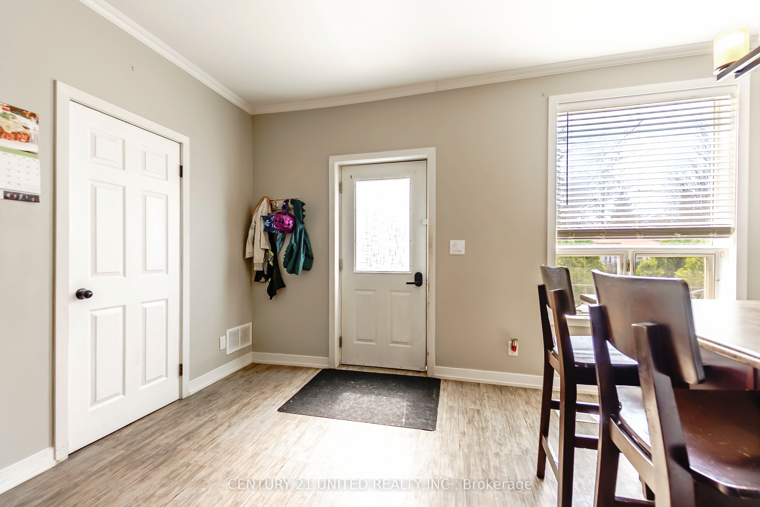 15 Mathison Street E Property Photo 22