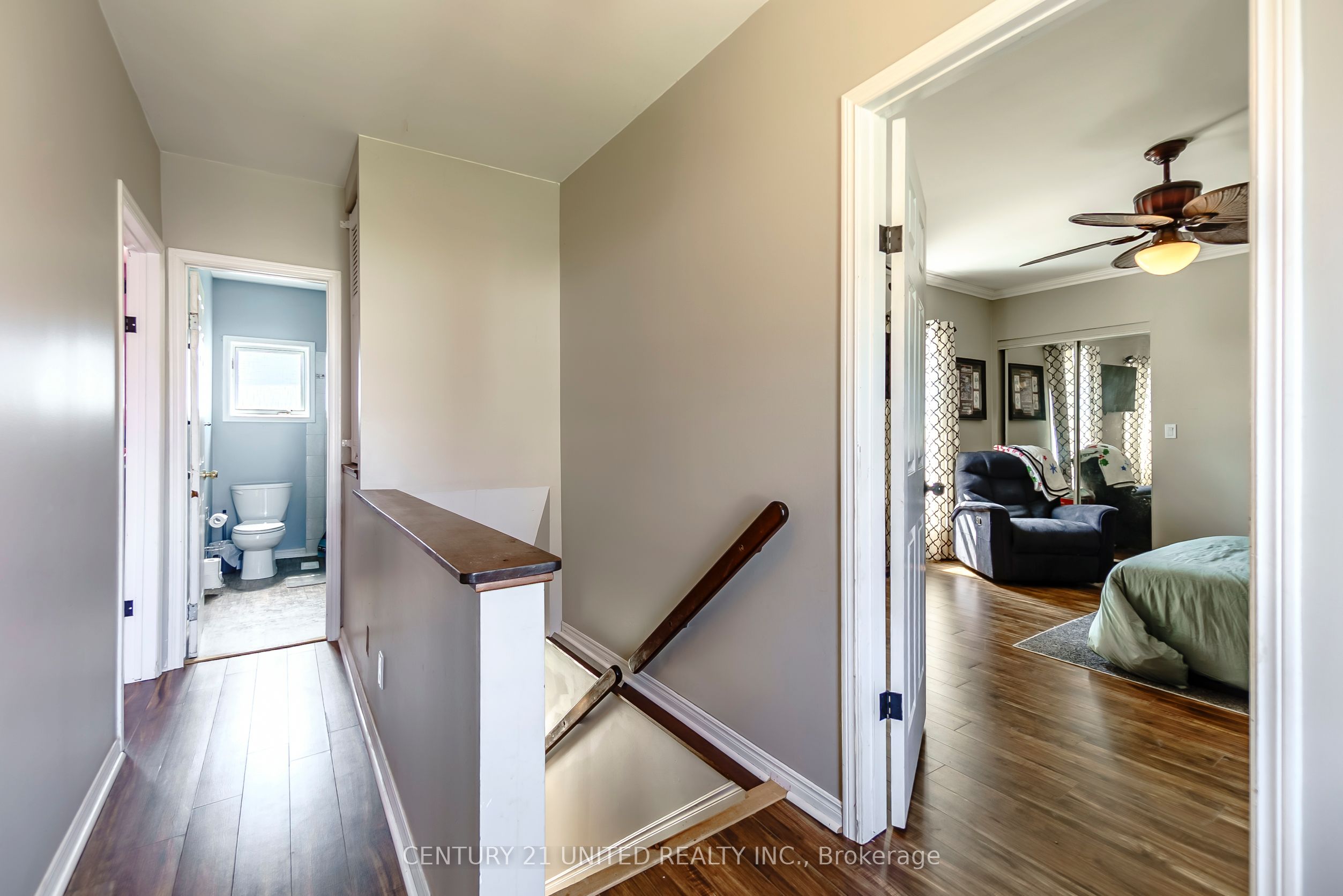15 Mathison Street E Property Photo 27