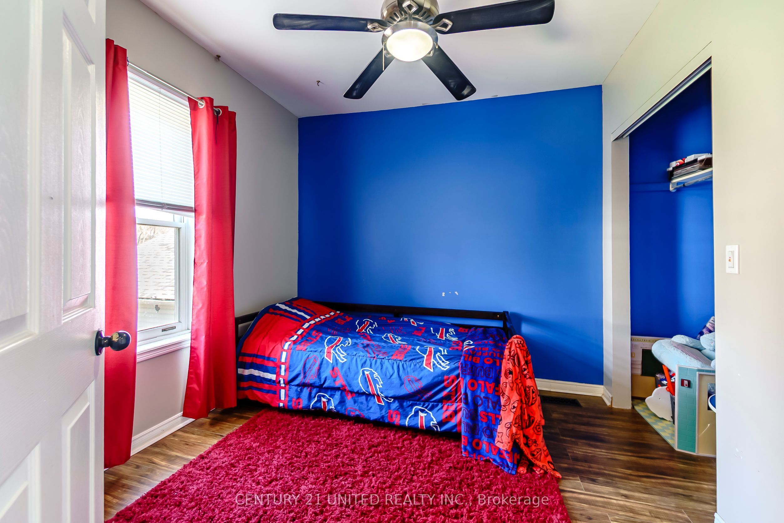 15 Mathison Street E Property Photo 31