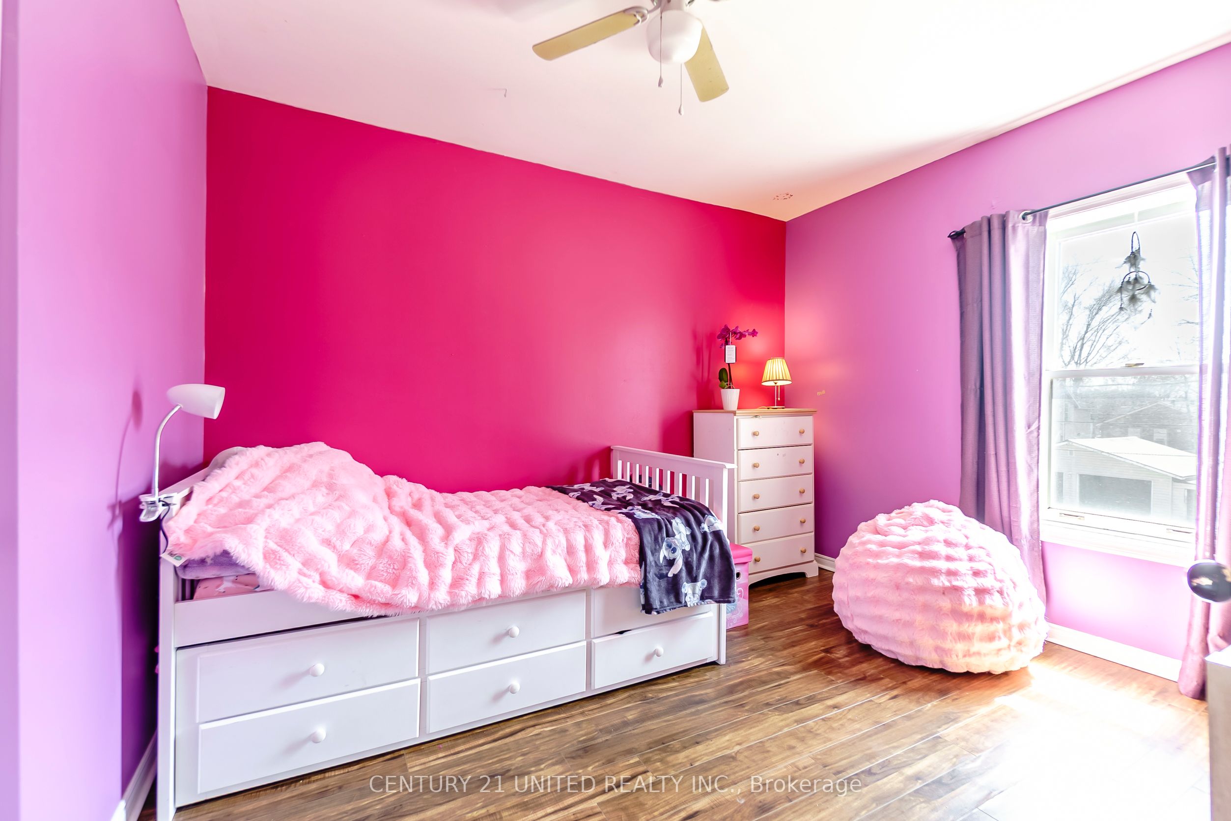 15 Mathison Street E Property Photo 32