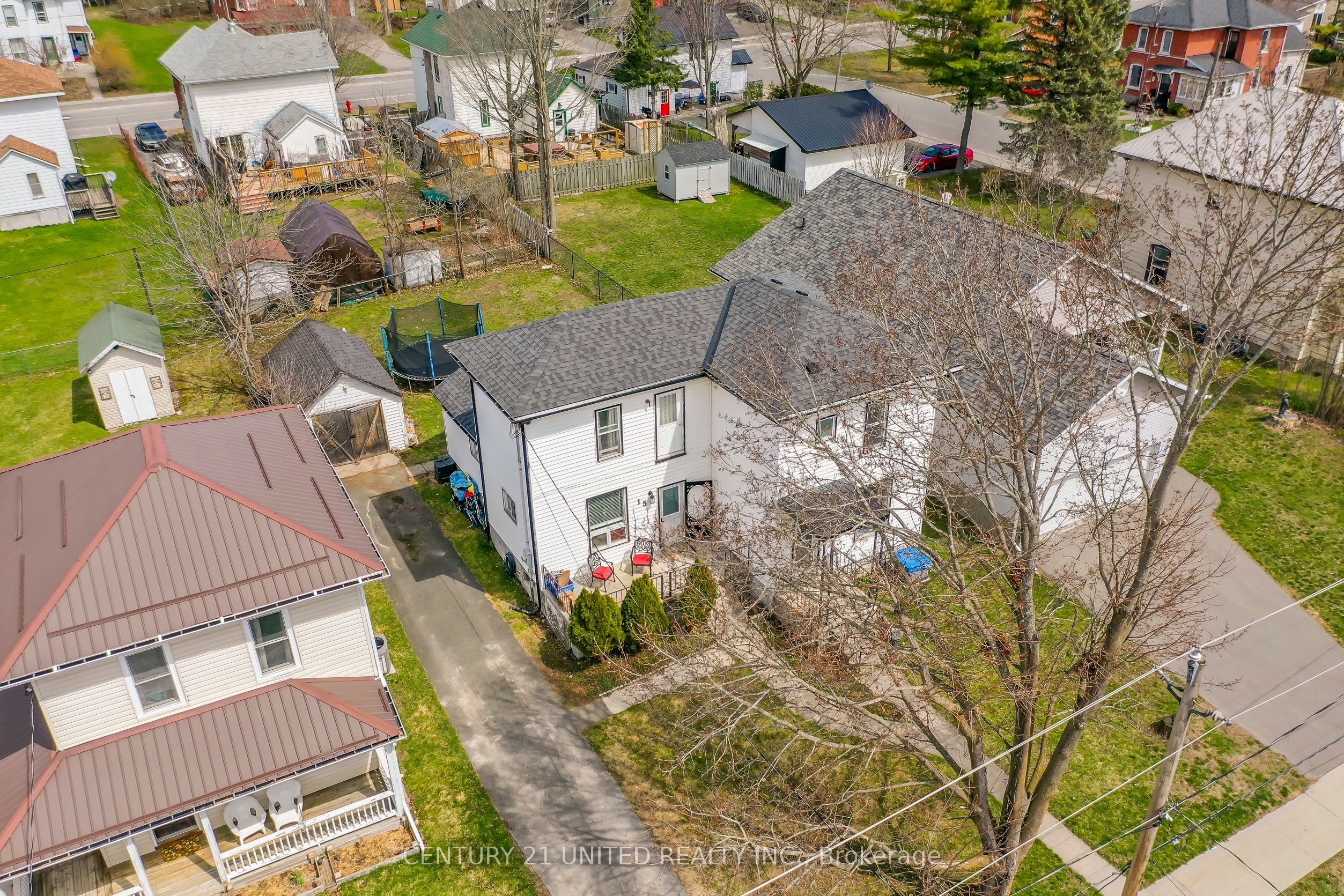 15 Mathison Street E Property Photo 41