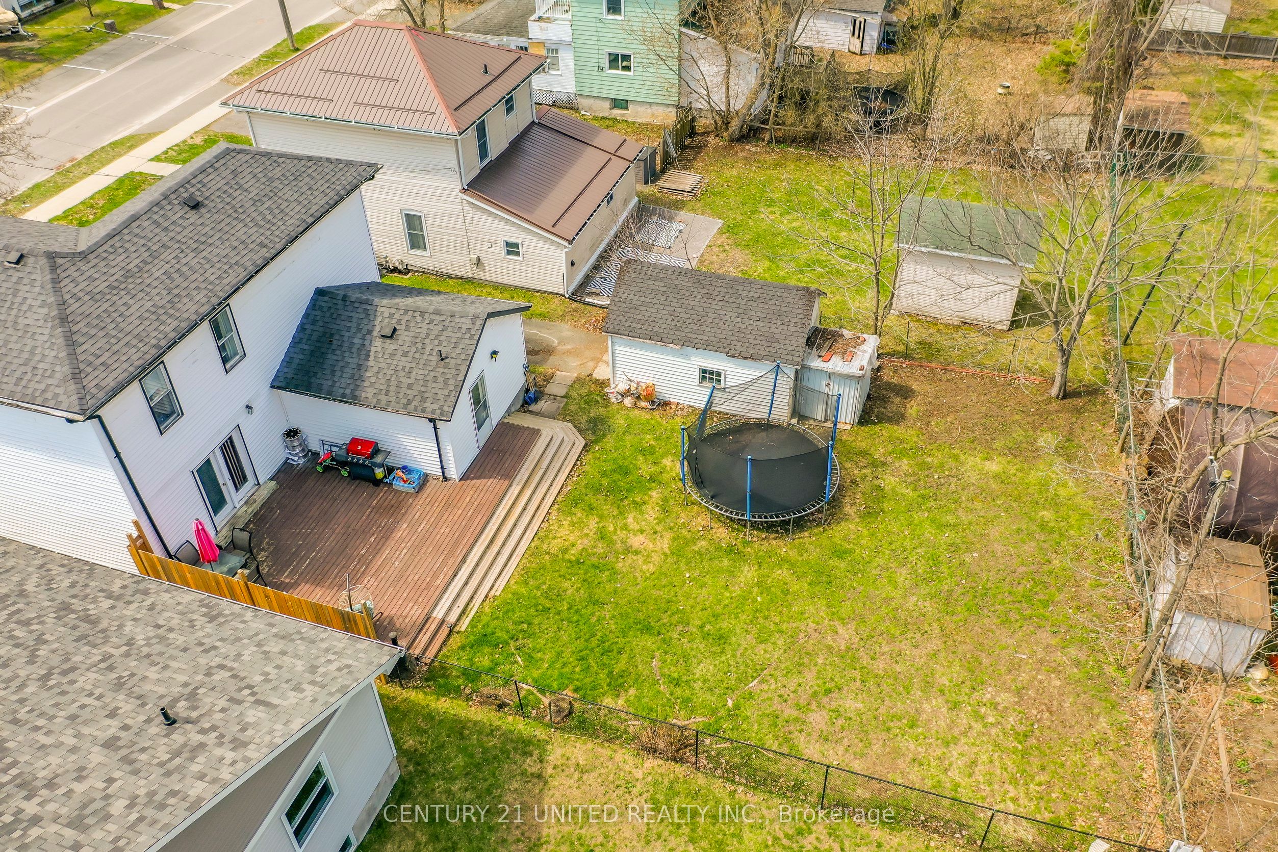 15 Mathison Street E Property Photo 44