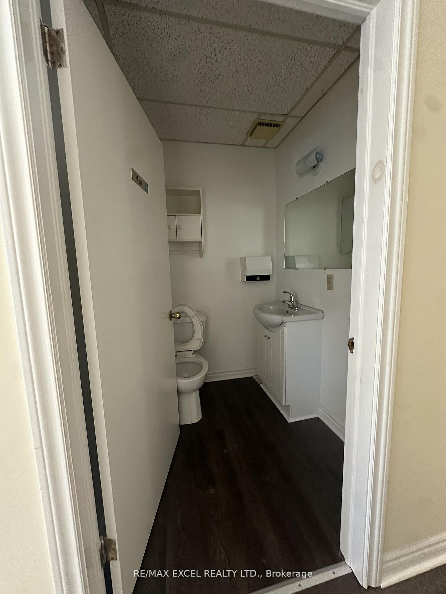 319 Division Street Property Photo 19