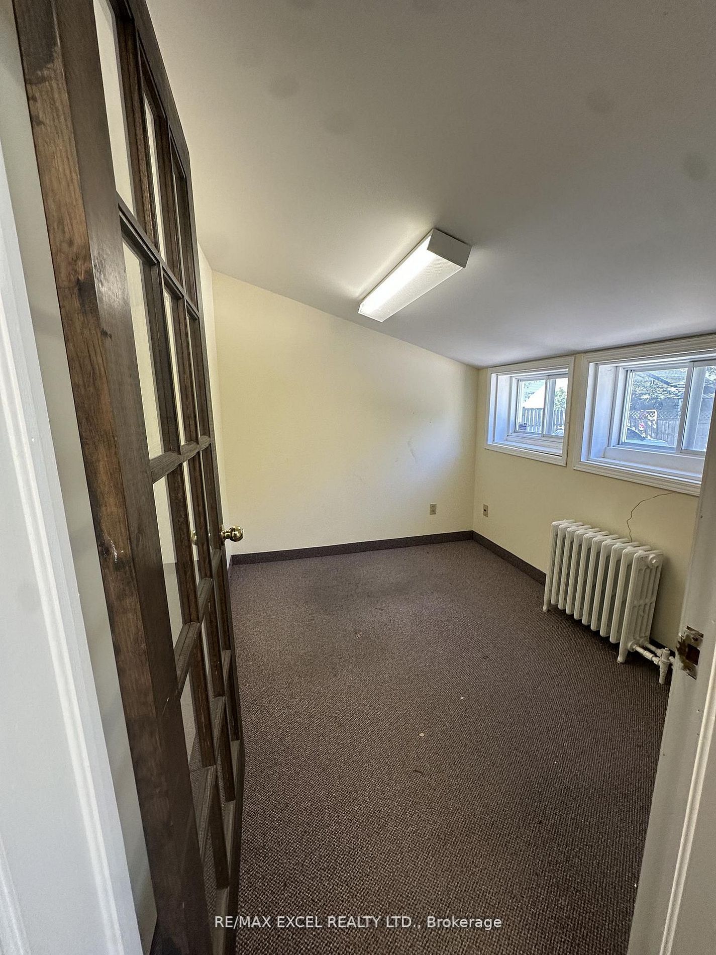 319 Division Street Property Photo 22