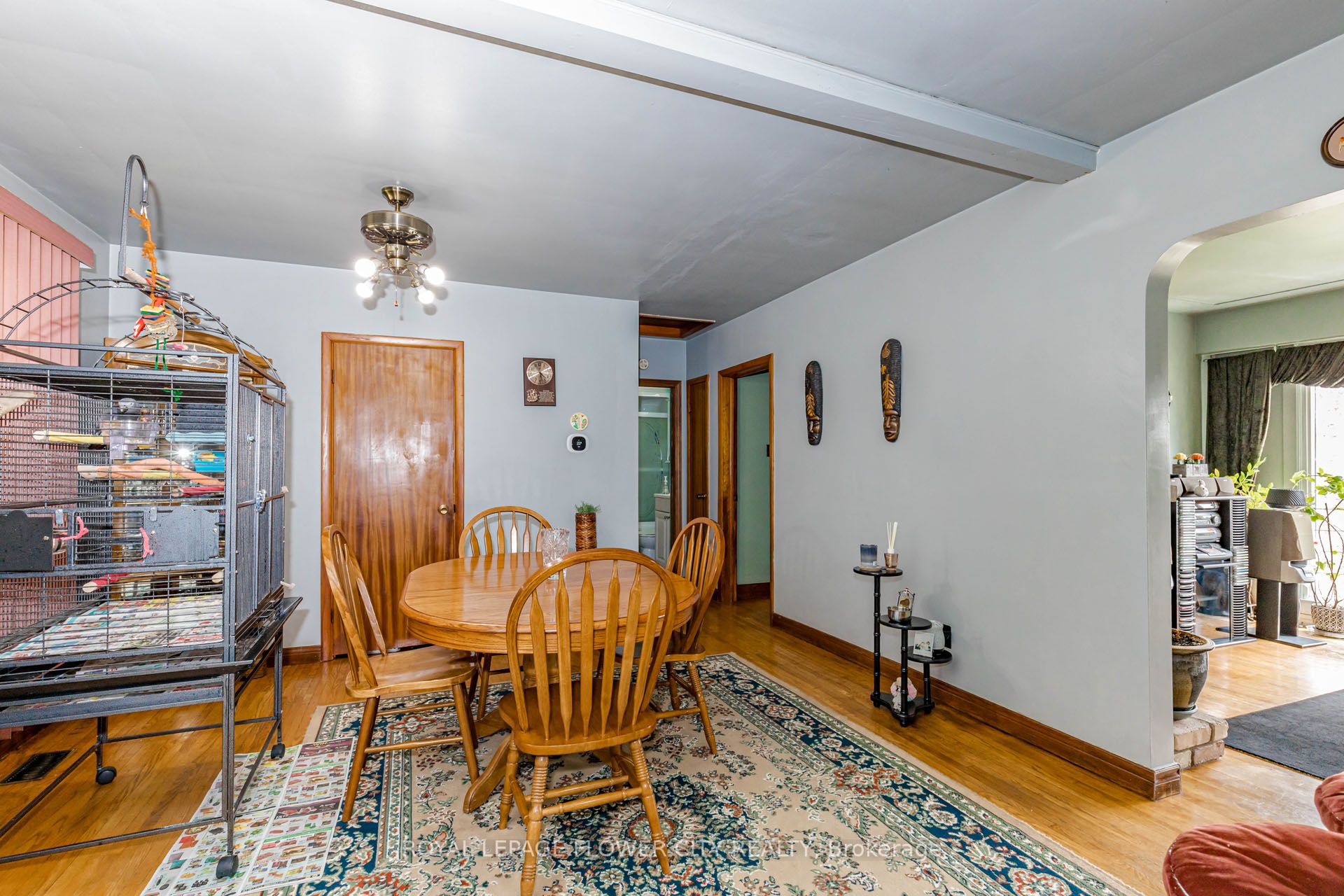 1433 Fanshawe Park Road E Property Photo 9