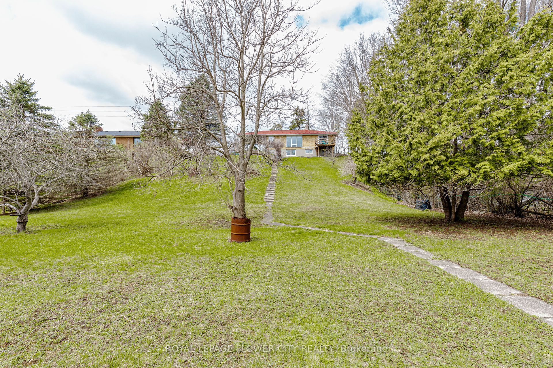 1433 Fanshawe Park Road E Property Photo 45