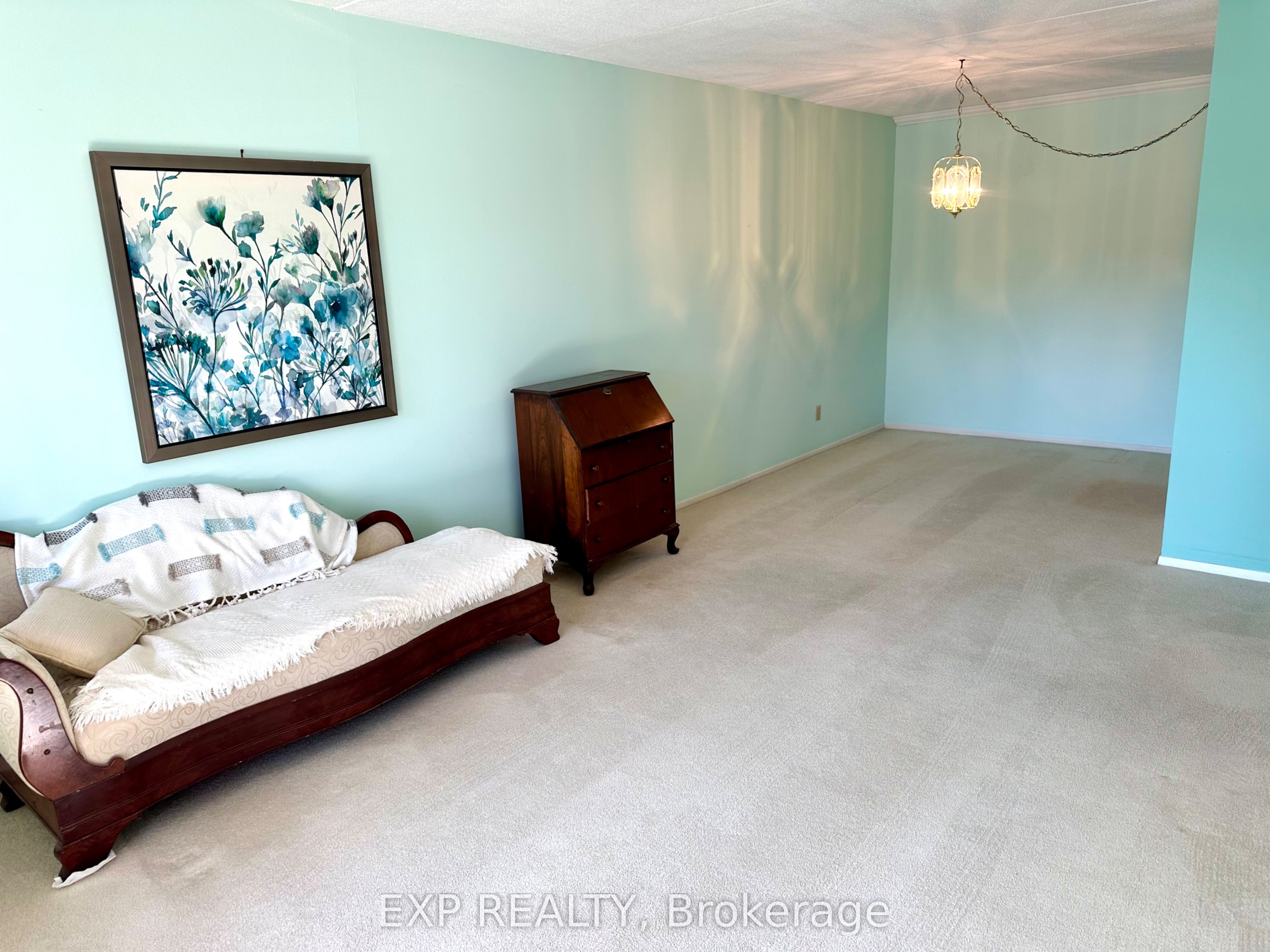 15 Findlay Avenue 208 Property Photo 4