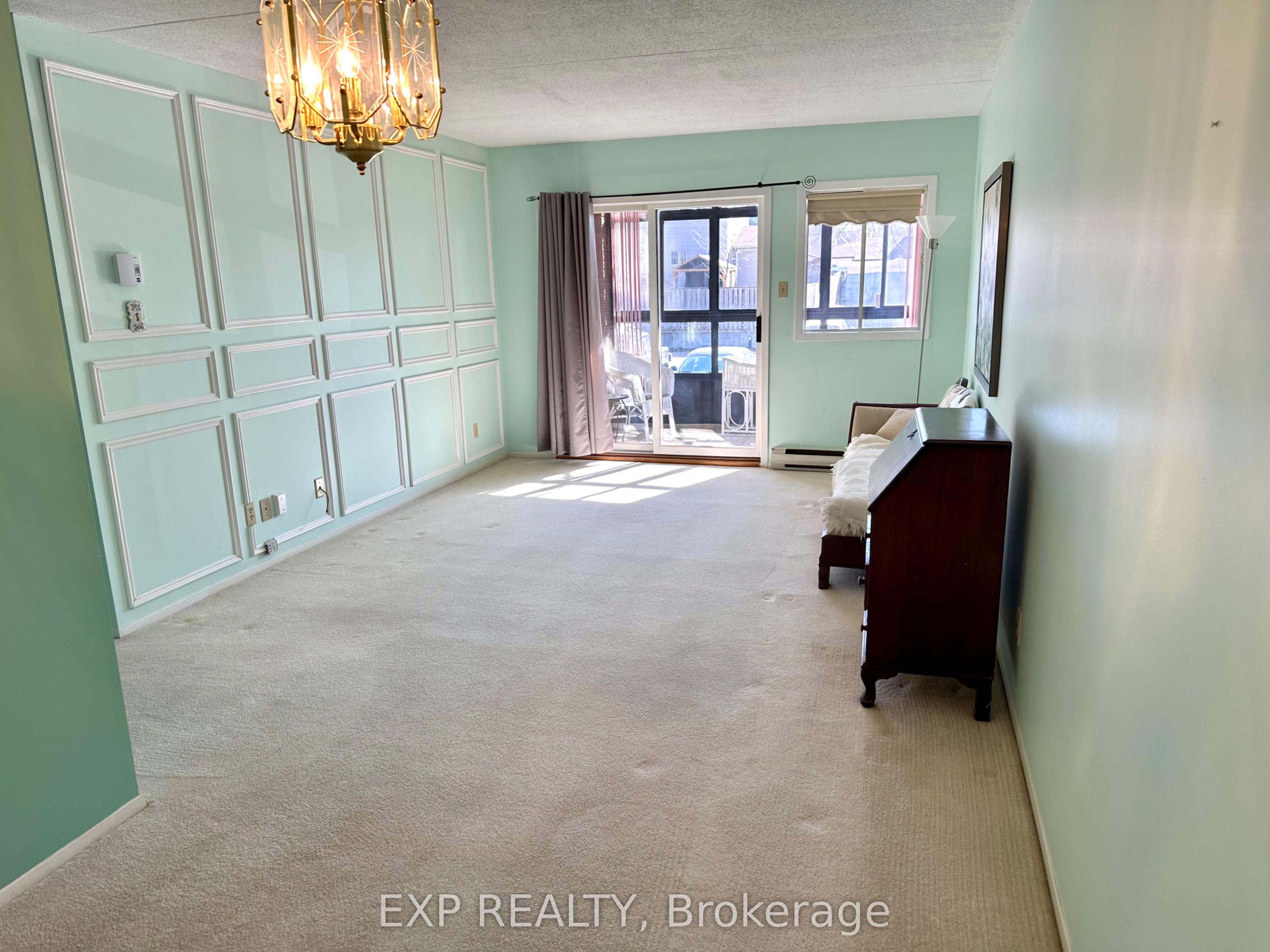 15 Findlay Avenue 208 Property Photo 5