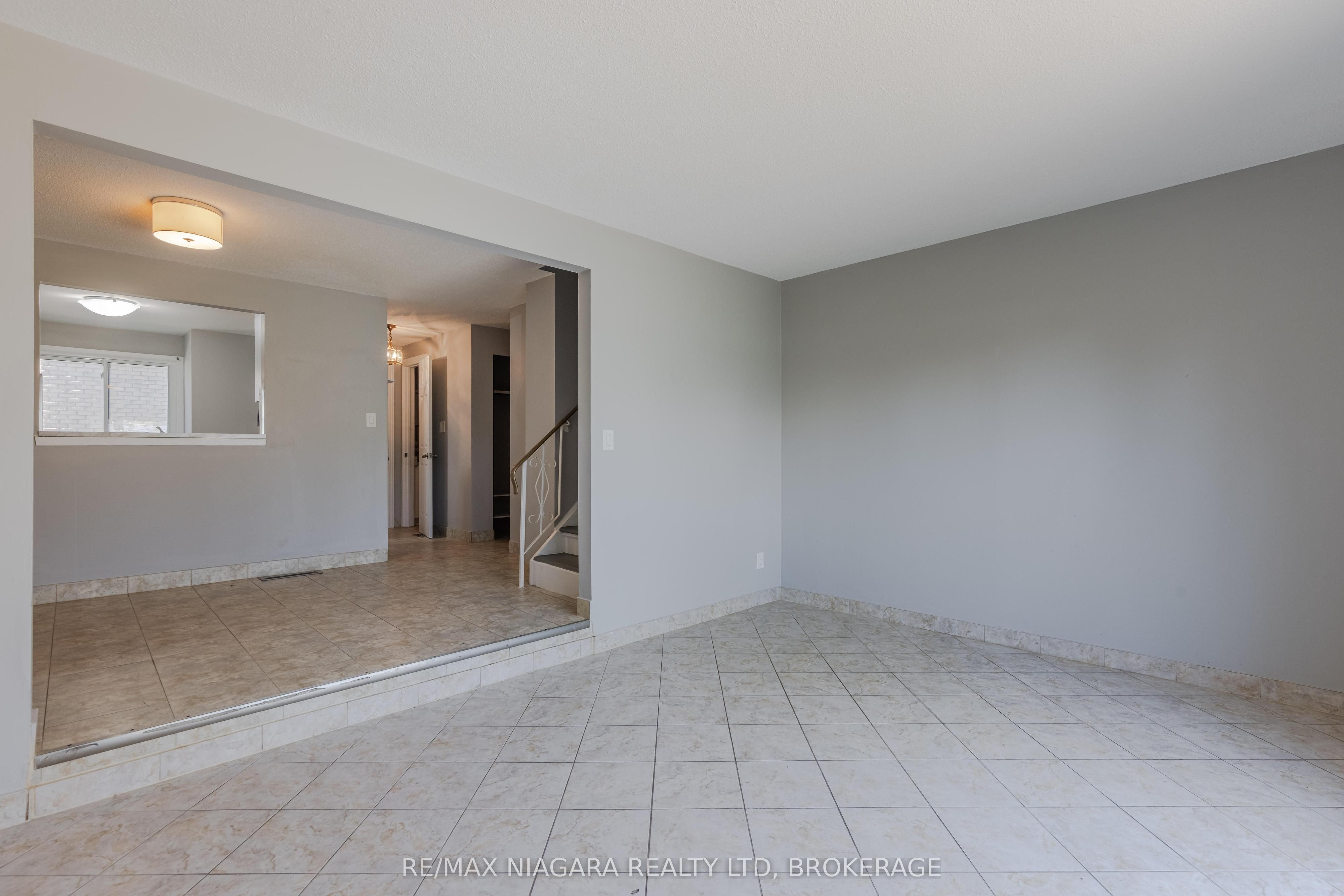 6767 Thorold Stone Road 88 Property Photo 8