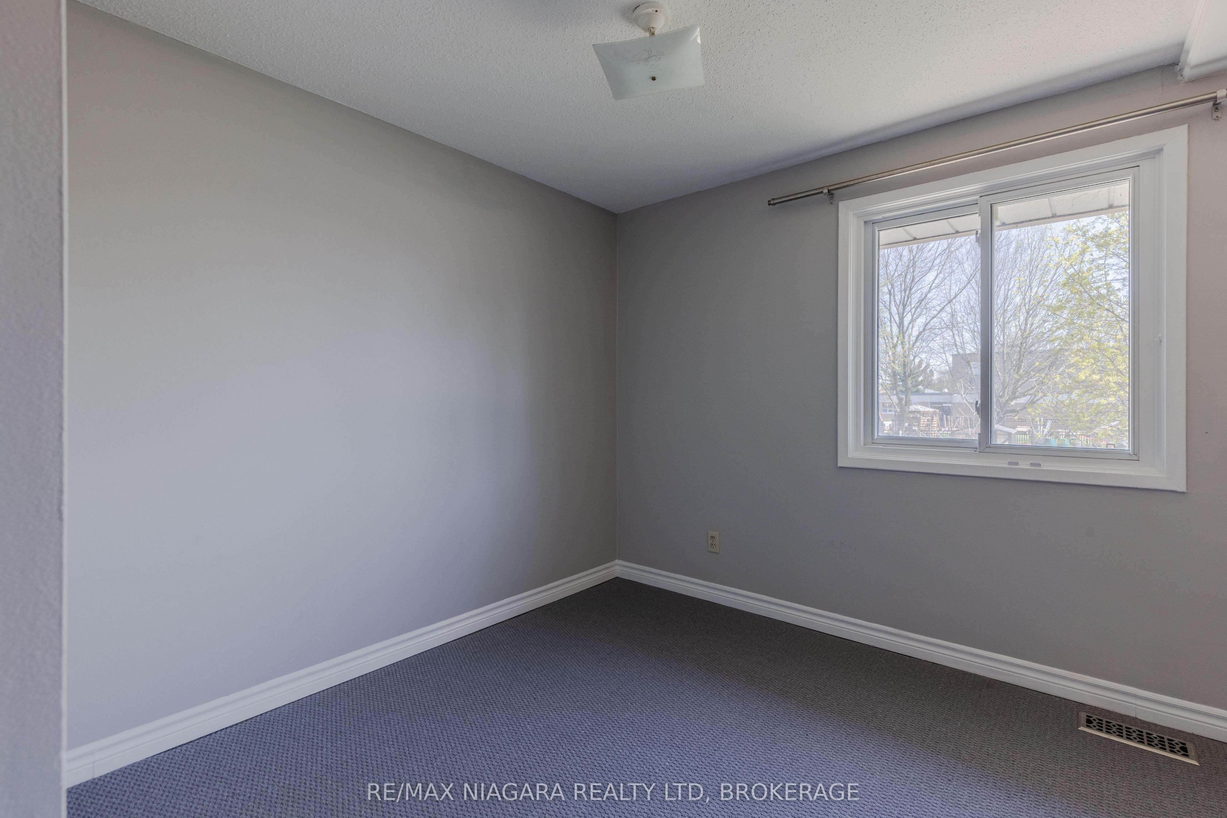 6767 Thorold Stone Road 88 Property Photo 17