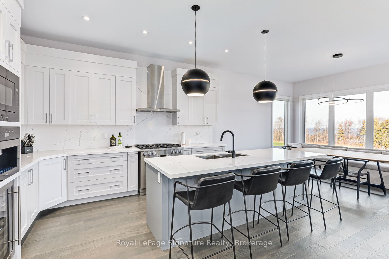 107 Sladden Court Property Photo 12