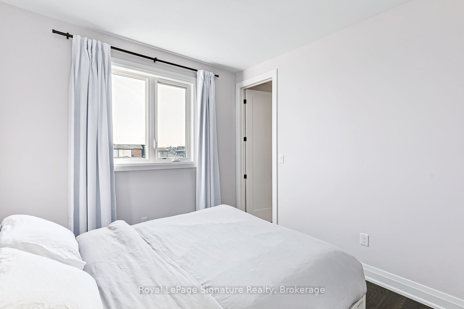 107 Sladden Court Property Photo 24