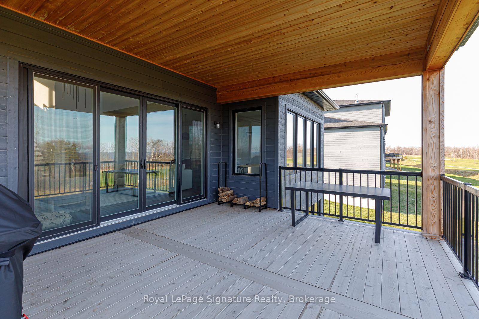 107 Sladden Court Property Photo 30