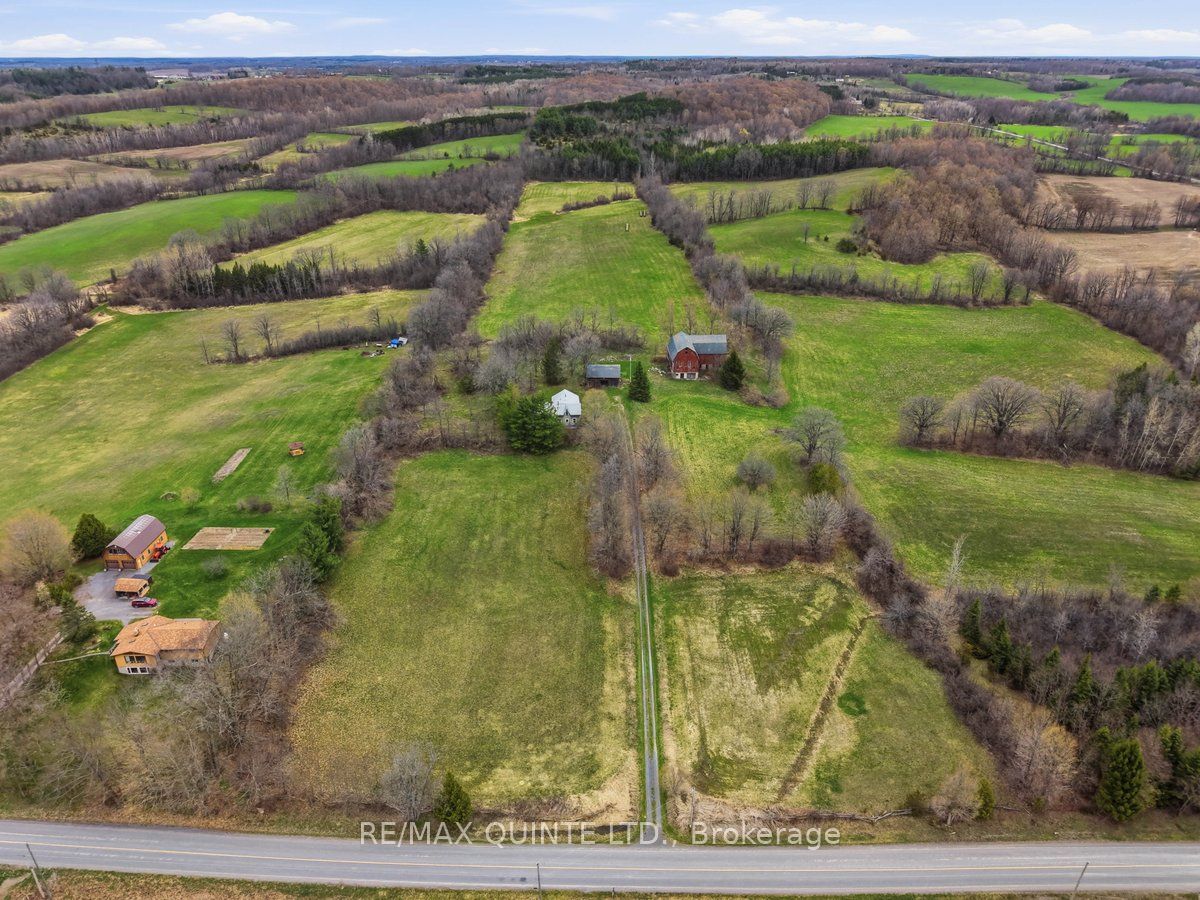 1079 Clearview Road Property Photo 7