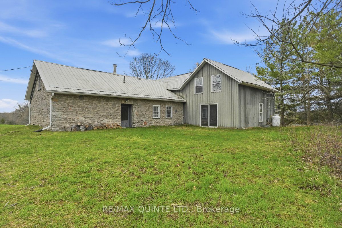 1079 Clearview Road Property Photo 12