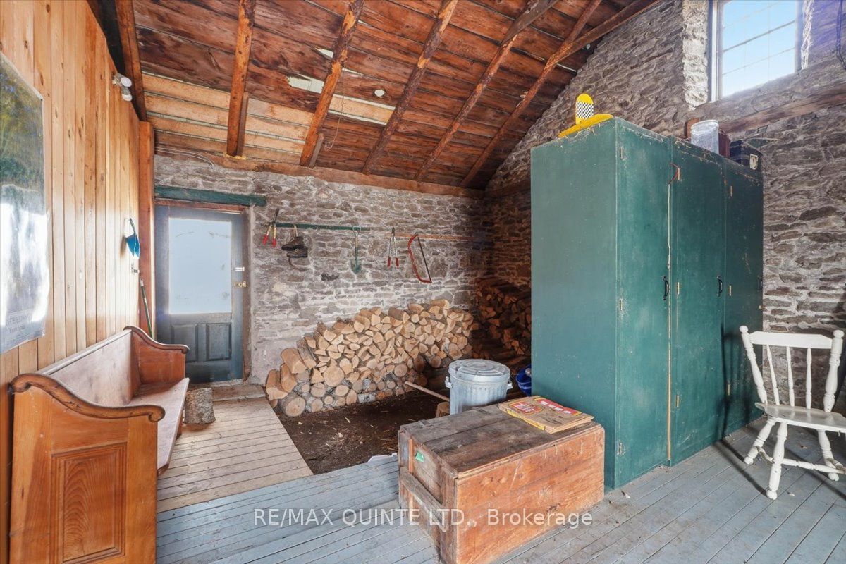1079 Clearview Road Property Photo 13