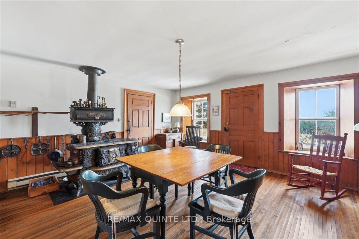 1079 Clearview Road Property Photo 17