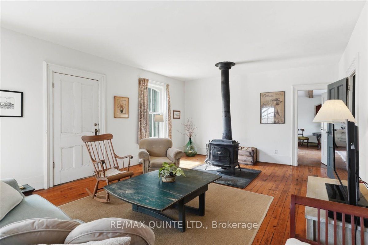 1079 Clearview Road Property Photo 24