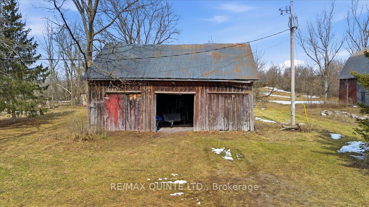 1079 Clearview Road Property Photo 40