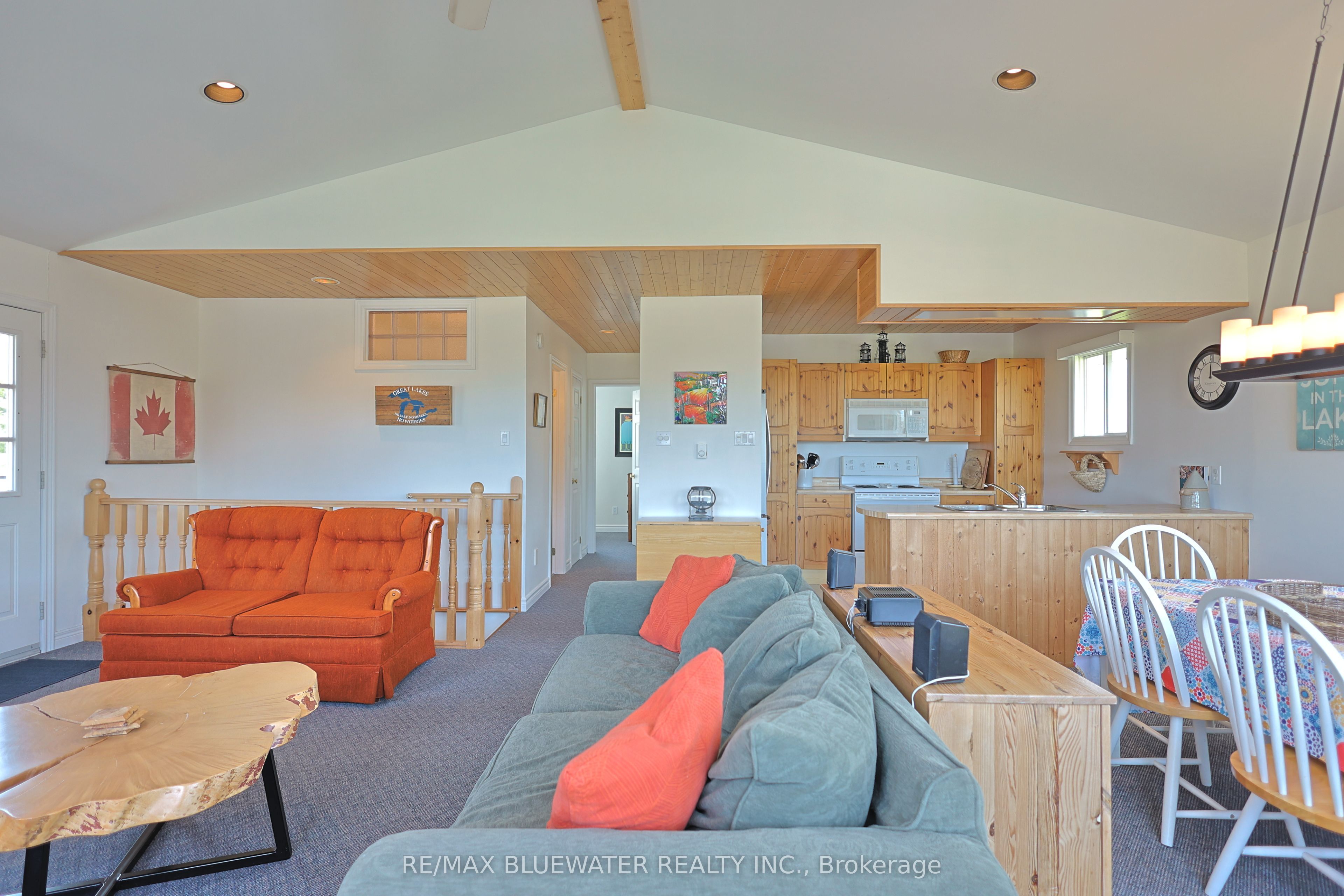 74156 Bluehaven Beach Drive Property Photo 27