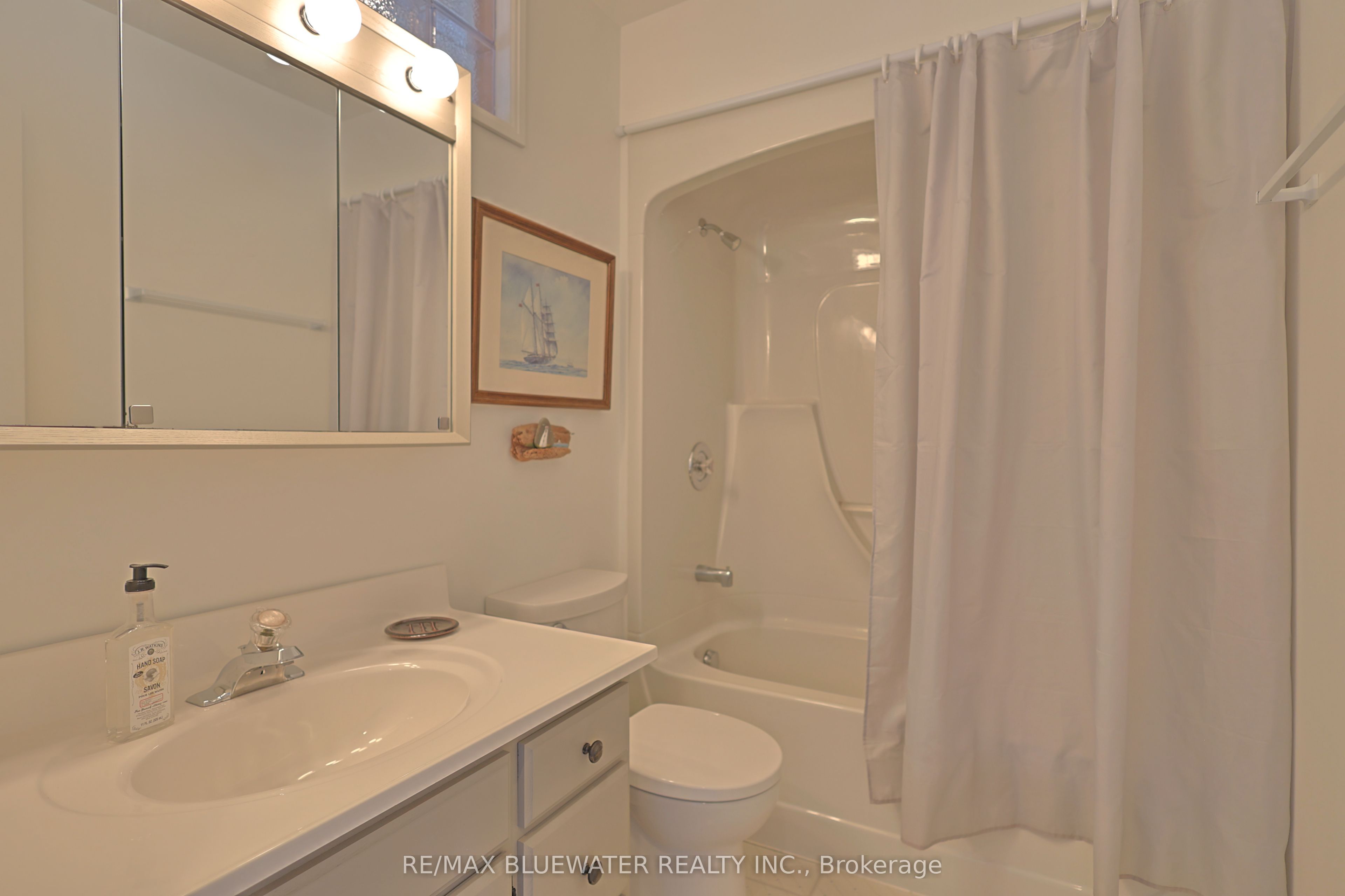 74156 Bluehaven Beach Drive Property Photo 32