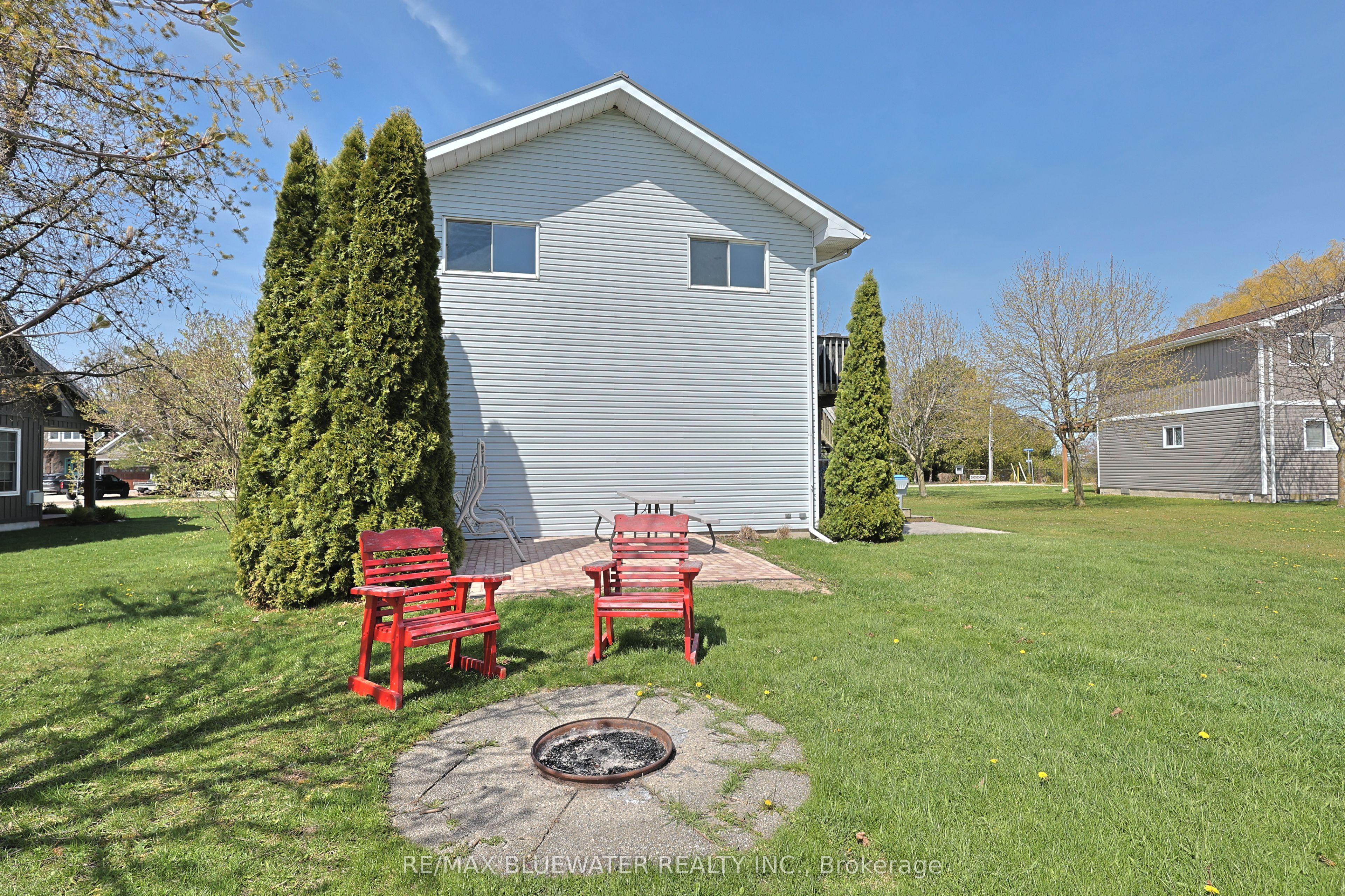 74156 Bluehaven Beach Drive Property Photo 40