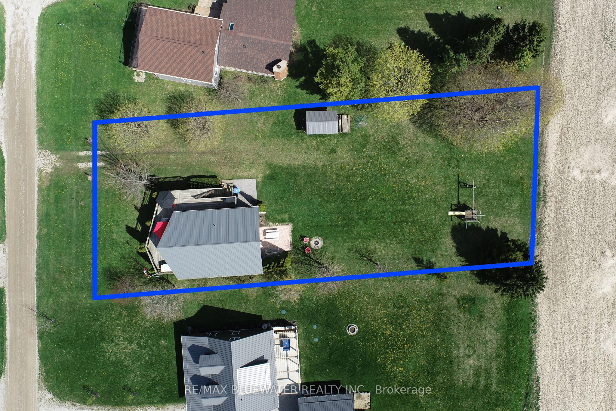74156 Bluehaven Beach Drive Property Photo 45