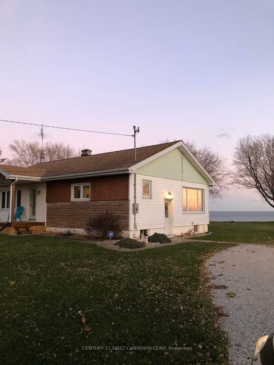 4578 Talbot Trail Property Photo 1